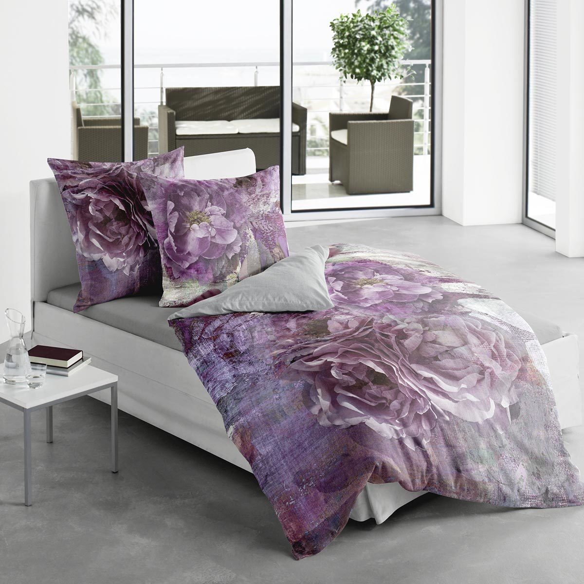 TRAUMSCHLAF Bettwäsche Lila Flower, Mako Satin, 2 teilig, brillanter Digitaldruck auf Satin