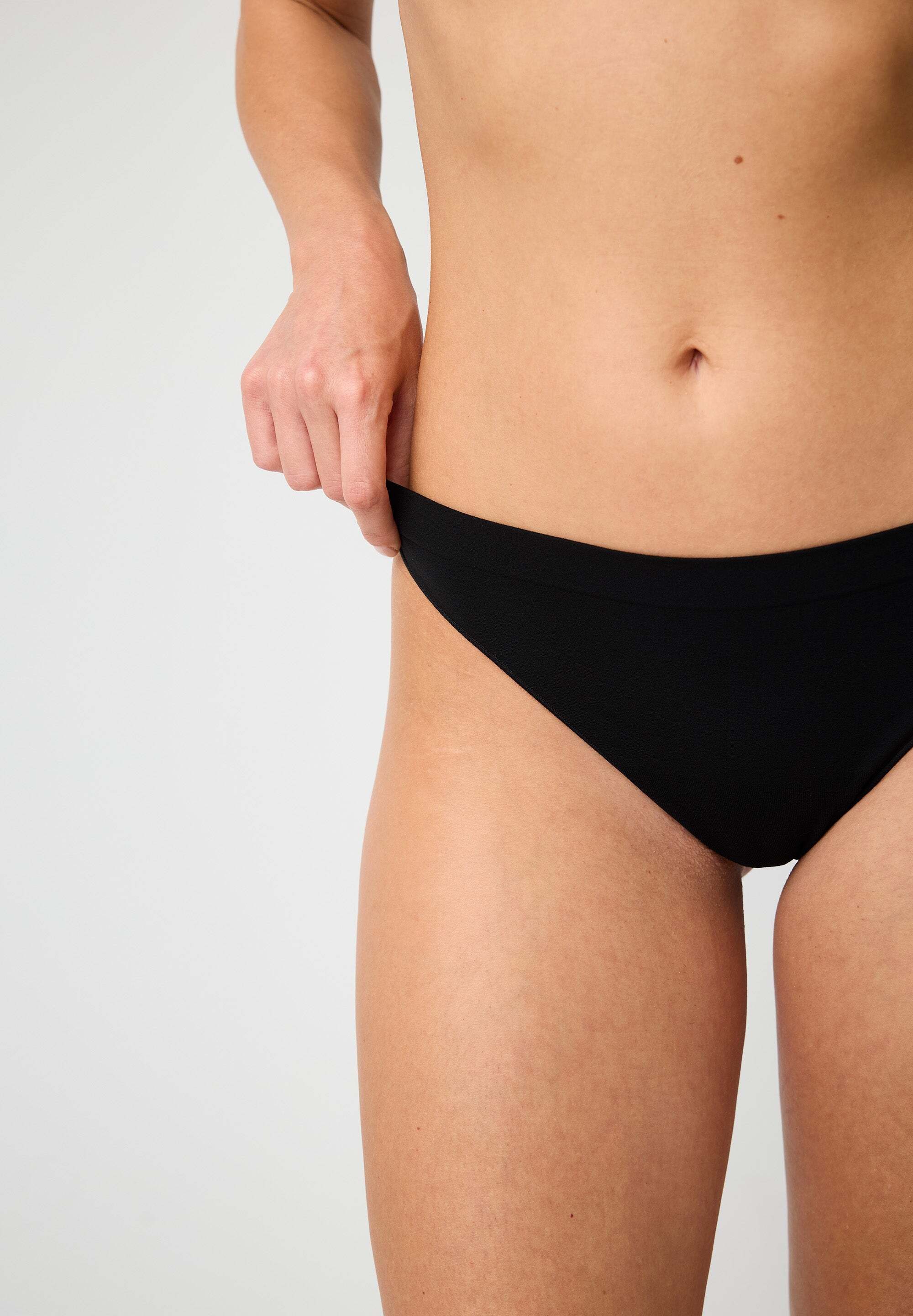 OCEANSAPART String Cloudy (1-St) Nahtloser Tanga mit Second-Skin-Feeling für Sport und Alltag
