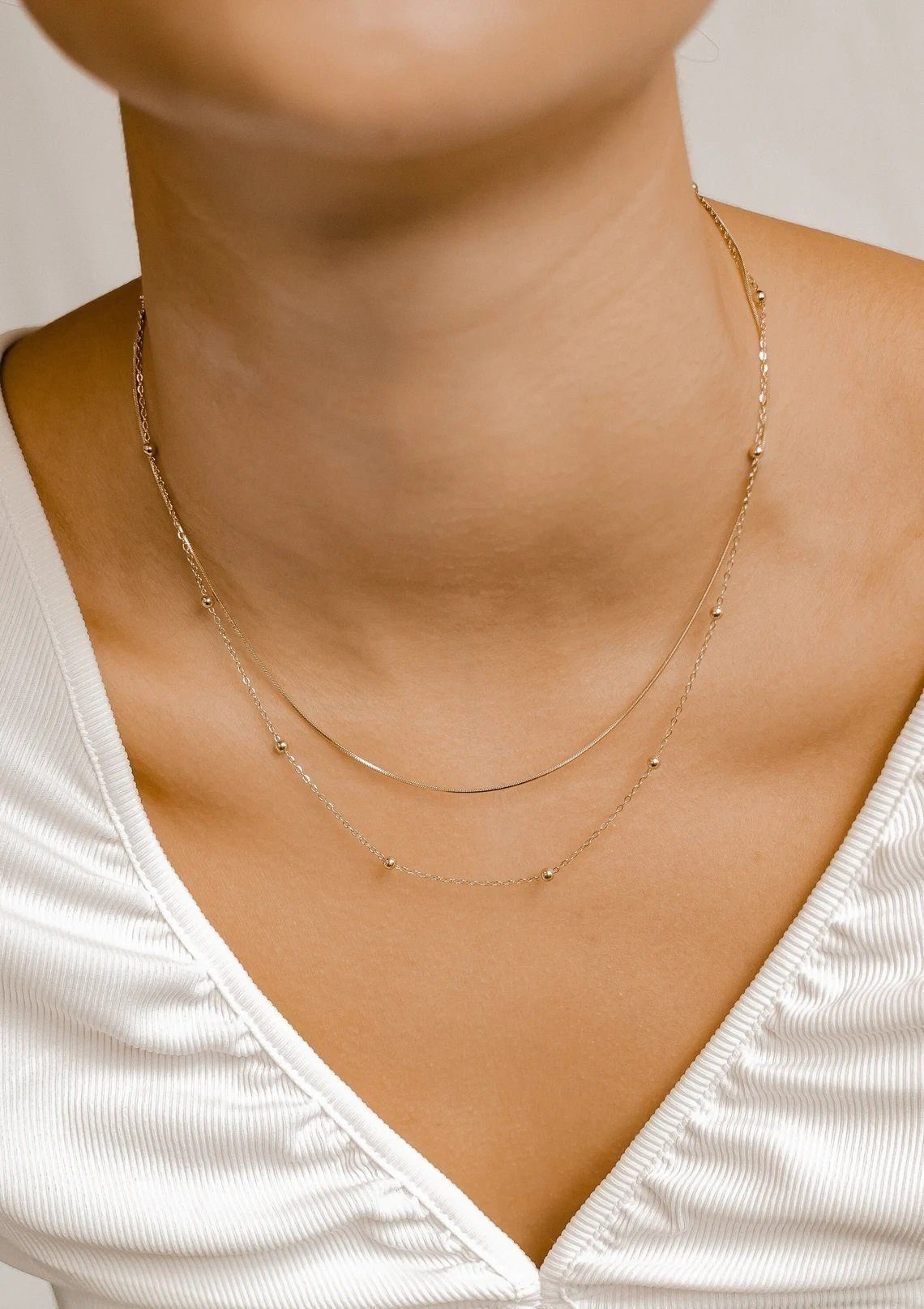 Hey Happiness Edelstahlkette Layer Collier Kugeln, wasserfest, Elegante Zweireihige Damen Halskette, 18K vergoldet