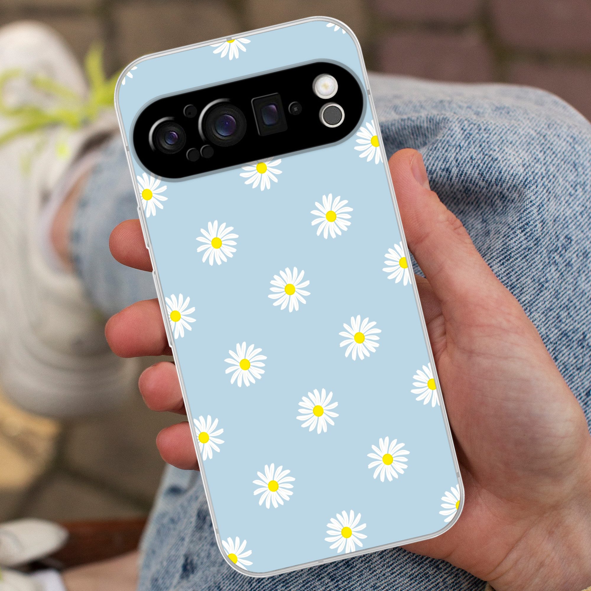 MuchoWow Handyhülle für Google Pixel 9 Pro Gänseblümchen - Pastell - Weiß - Blau - Blumen, Phone Case, Silikon, Schutzhülle Dünn