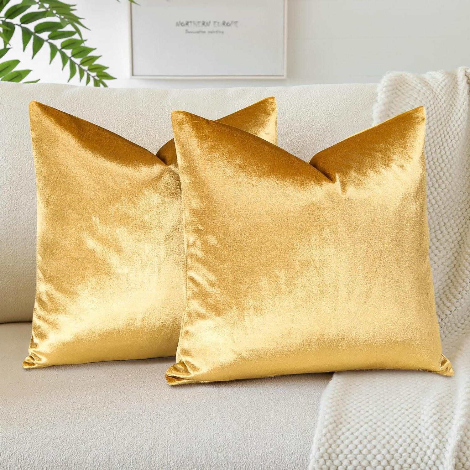 LuxusKollektion Kissenbezüge Kissenbezug Samt Golden 40x40cm 2er Set, (2 Stück)