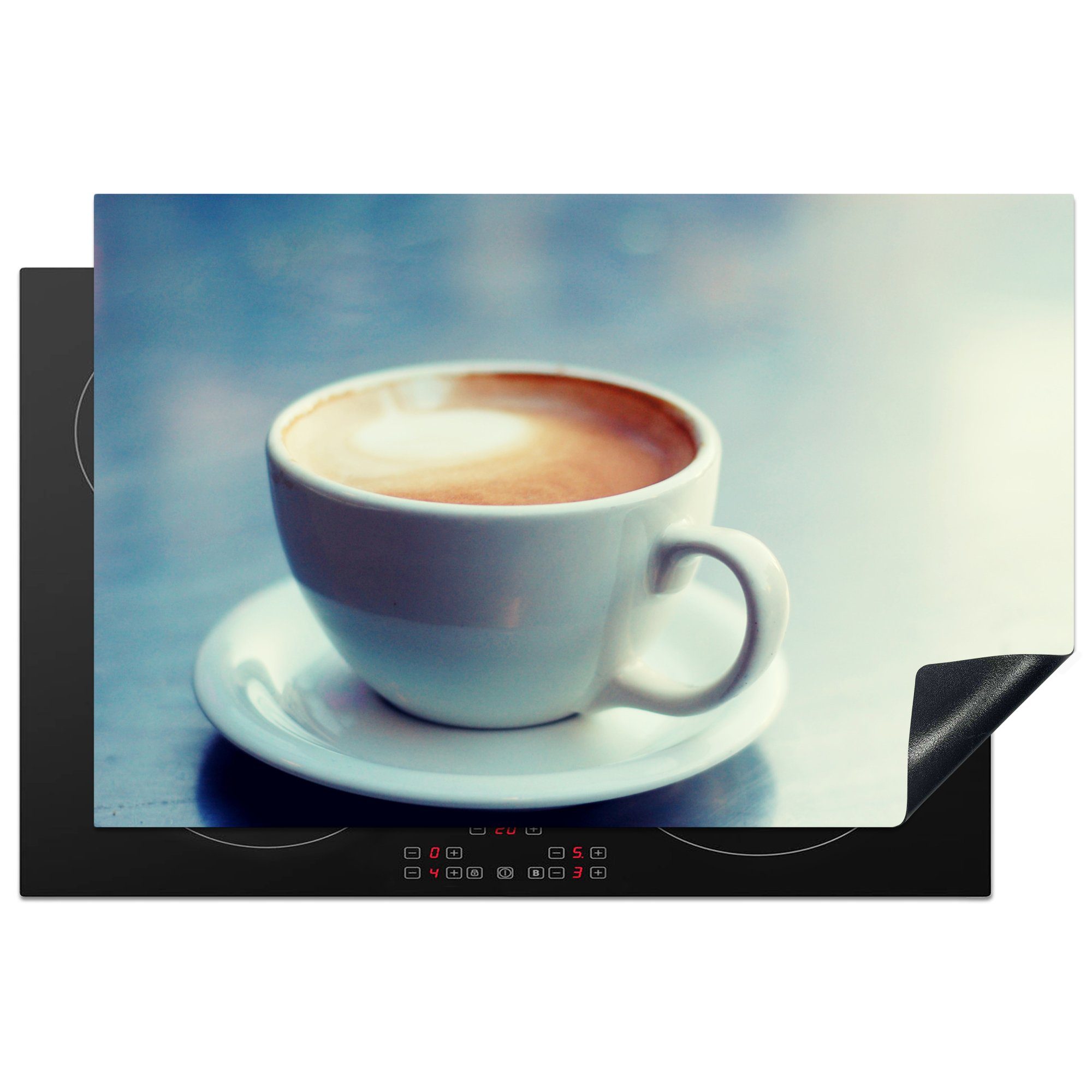 MuchoWow Herdblende-/Abdeckplatte Ein stilvolles Foto von einer Tasse Cappuccino, Vinyl, (1 tlg), 81x52 cm, Induktionskochfeld Schutz für die küche, Ceranfeldabdeckung