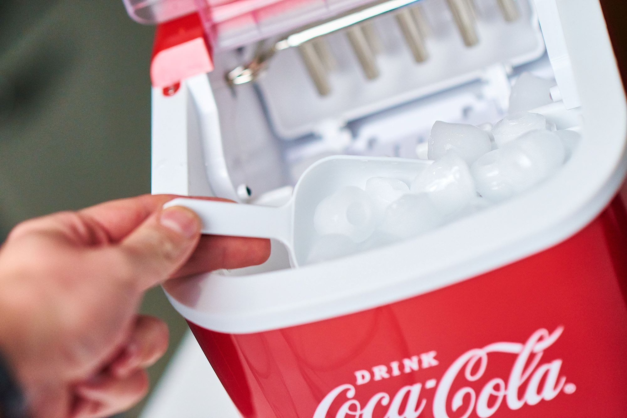 SALCO Eiswürfelmaschine EIS-2024 - Eiswürfelbereiter und Slush- and Crushed Ice Maker, COCA-COLA ® ICE CUBE MAKER – Bild 5 von 5