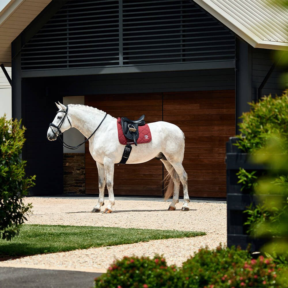 WeatherBeeta Schabracke Weatherbeeta Softshell Pro 3D Air-Tec Dressage Saddle Pad