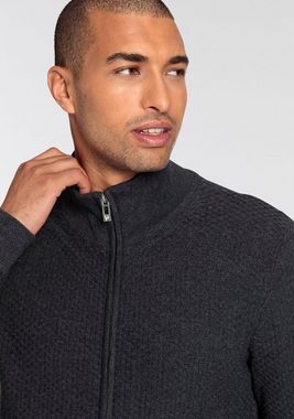 Bruno Banani Strickjacke in besonderer Strickoptik