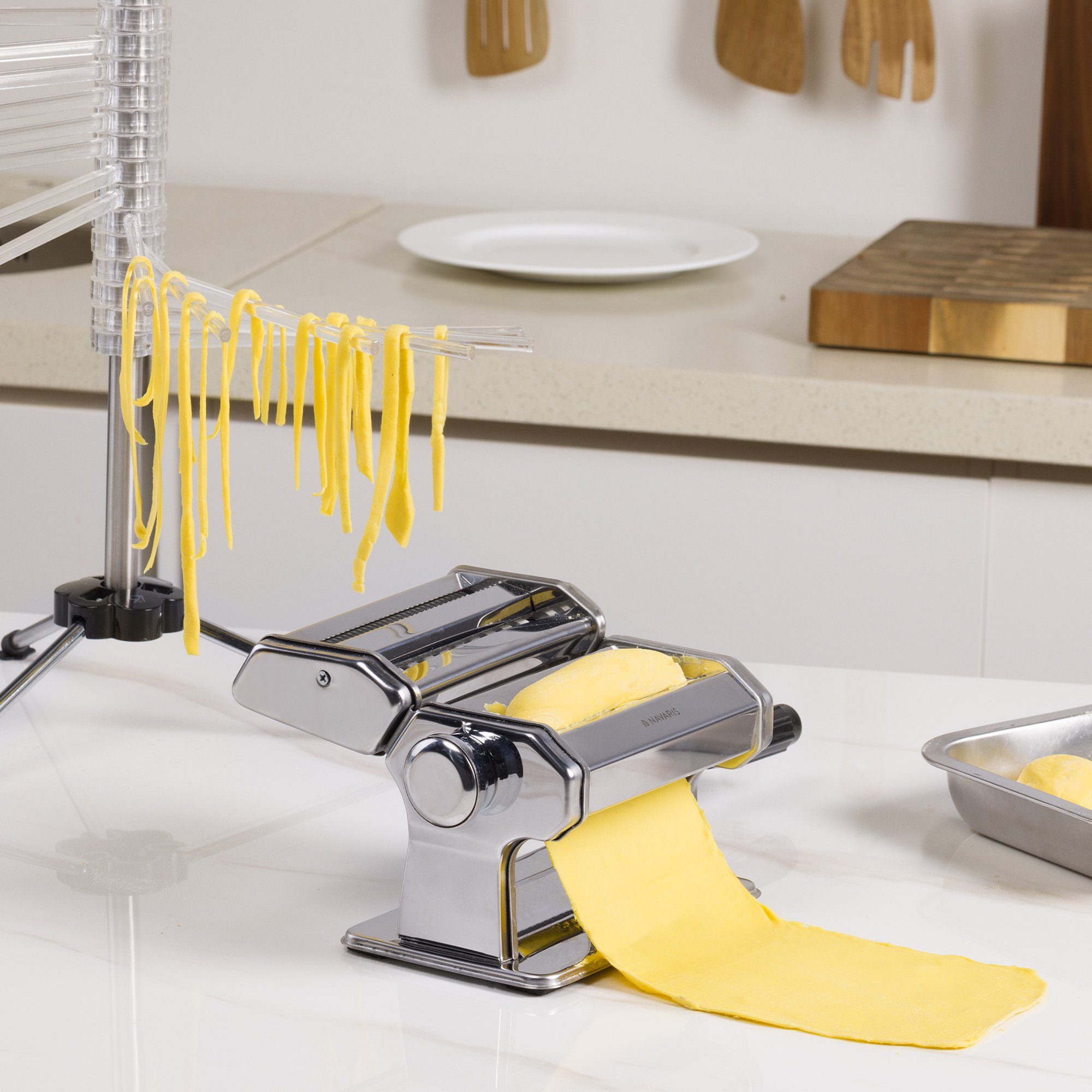 Navaris mit für Spaghetti - Nudelmaschine Maschine Holzgriff Pasta Pasta Maker Nudelmaschine