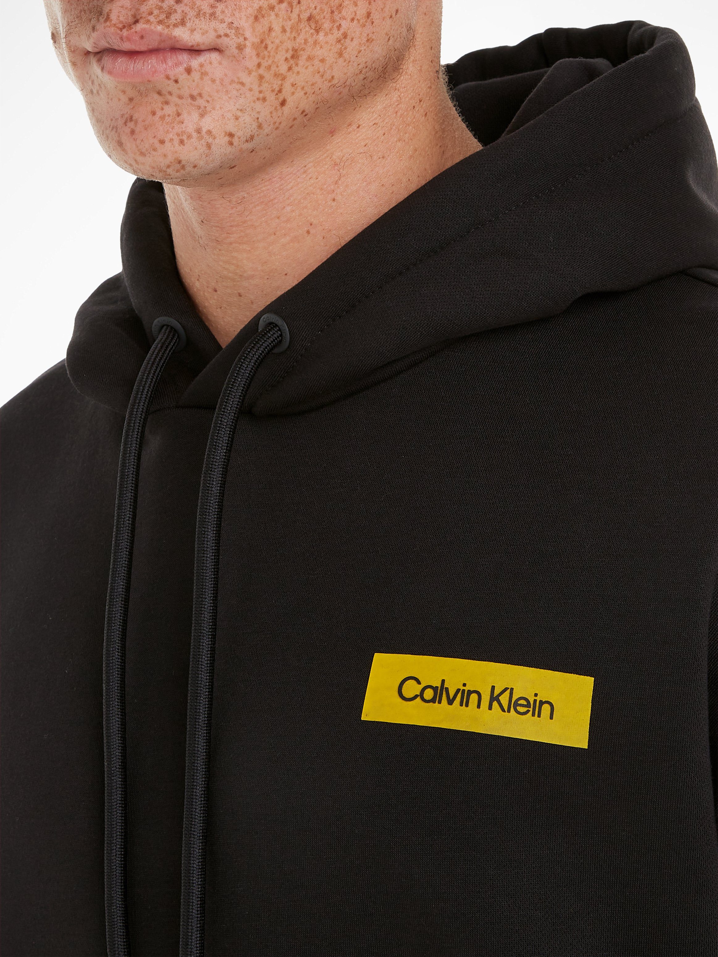 Calvin Klein Kapuzensweatshirt SENSE LAYER BACK günstig online kaufen