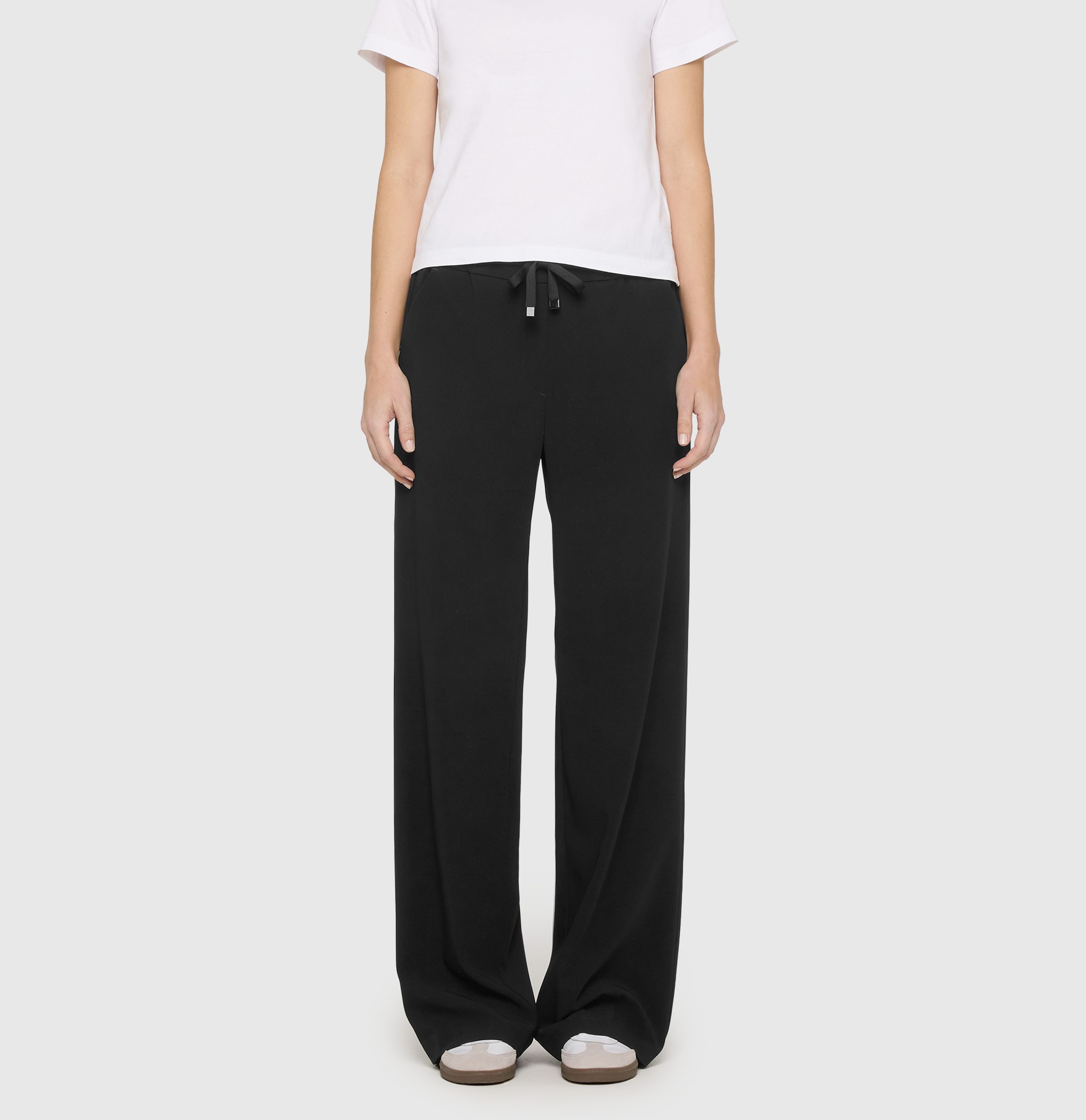 MAC Comfort-fit-Jeans MAC JEANS CHRISTY Wide Fit Jump In Hose Wide Leg Passform mit mittlerer Leibhöhe für luftigen Tragekomfort.