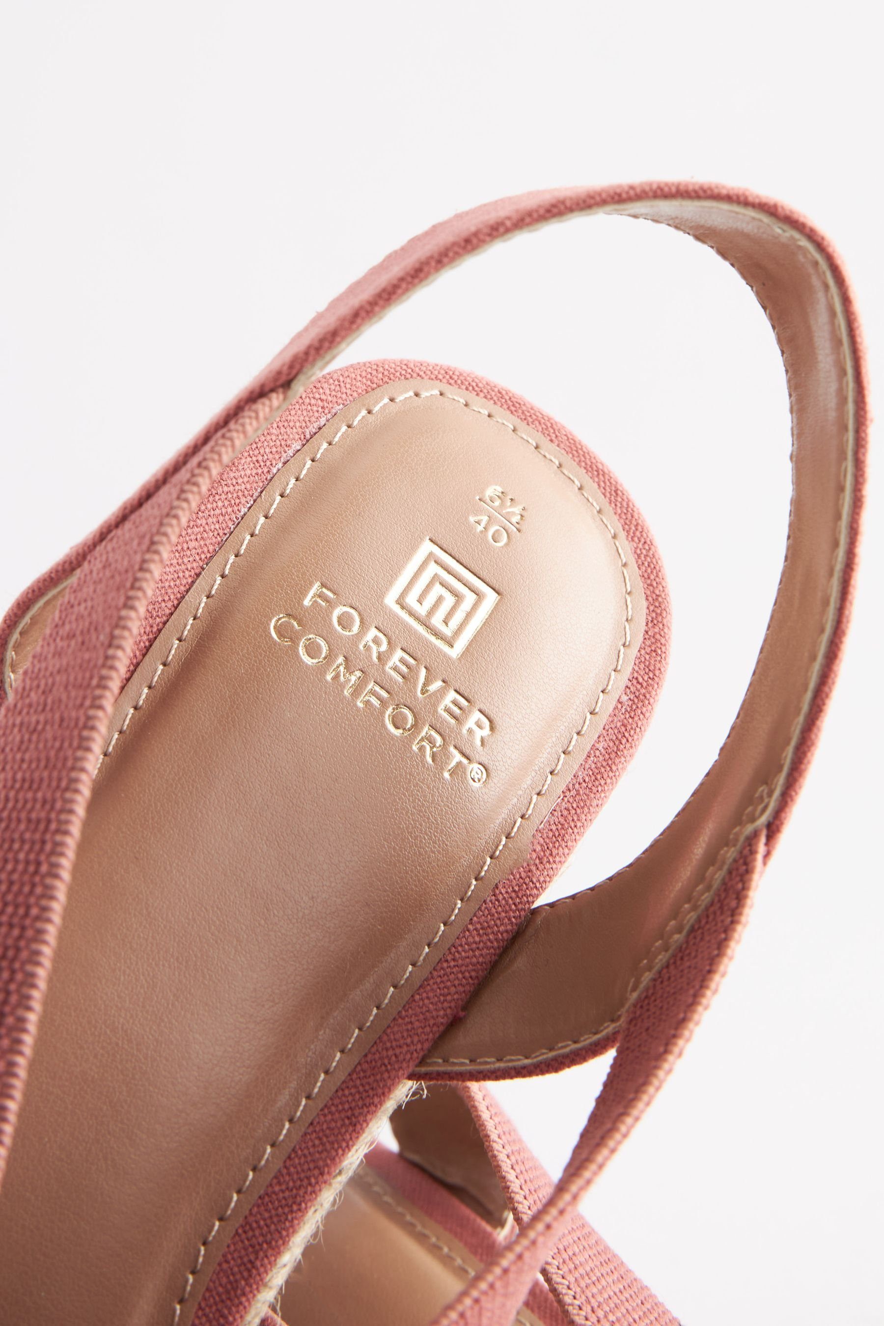 Next Forever Comfort® geschlossener Pink Keilpumps Keilabsatzschuh (1-tlg)