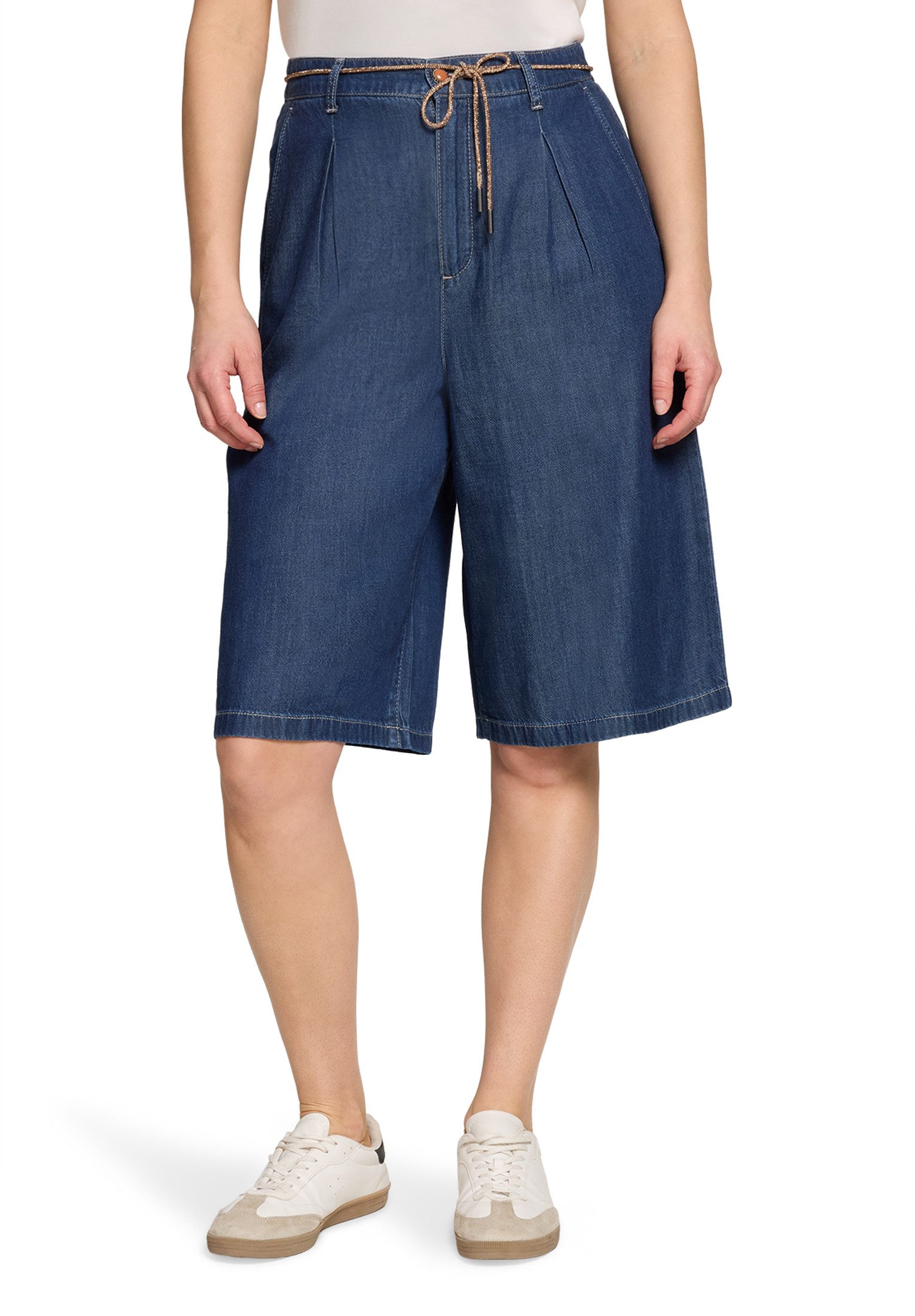 Bermudas Damen mit Bindegürtel