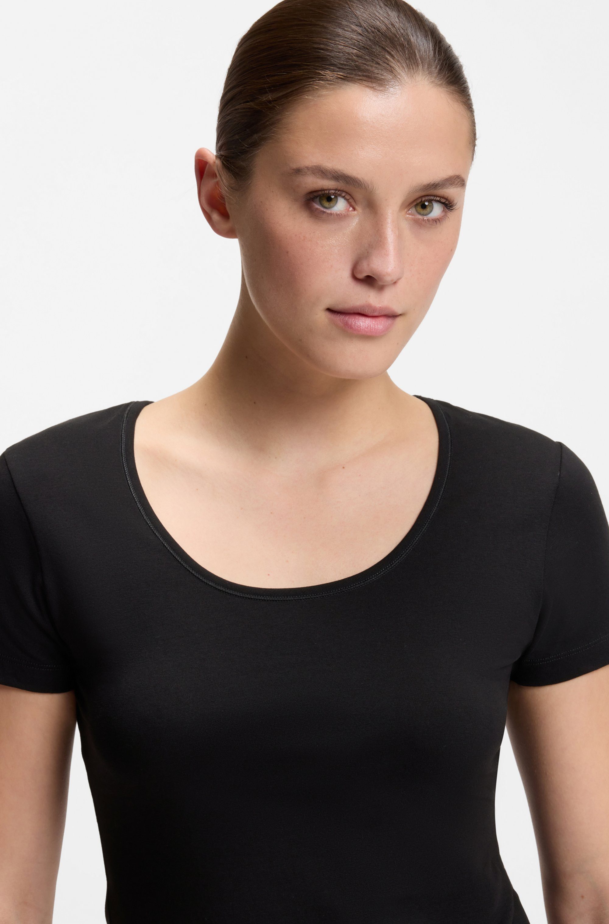 HUGO T-Shirt TWIN (Packung, 2-tlg., 2er-Pack) mit vertikalem Logodruck