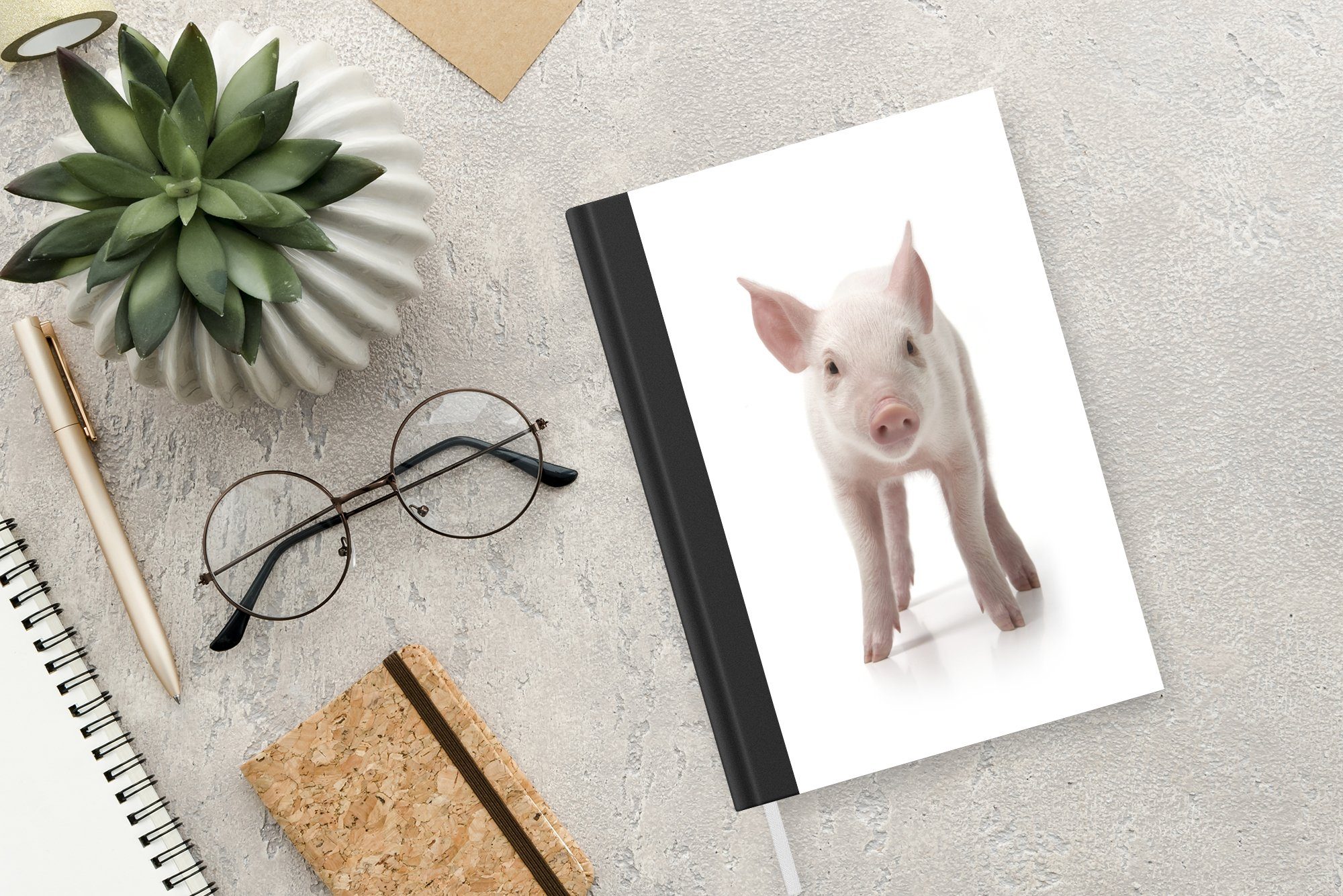 Seiten, Haushaltsbuch Notizbuch Weiß, Notizheft, - Journal, - A5, MuchoWow Tagebuch, Merkzettel, 98 Tiere Schwein