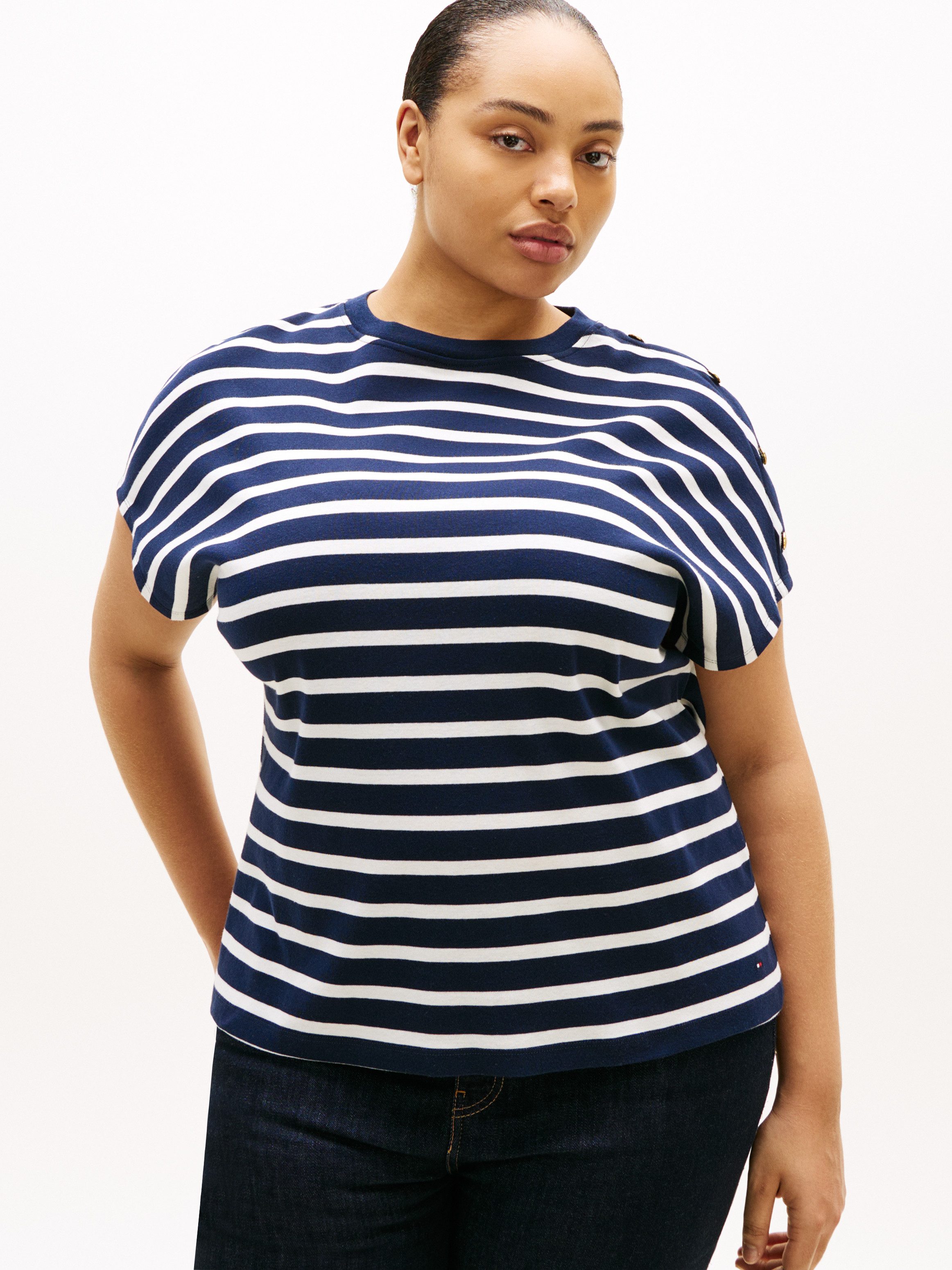 Tommy Hilfiger Curve Kurzarmshirt CRV GOLD BUTTON SS TEE in großen Größen günstig online kaufen