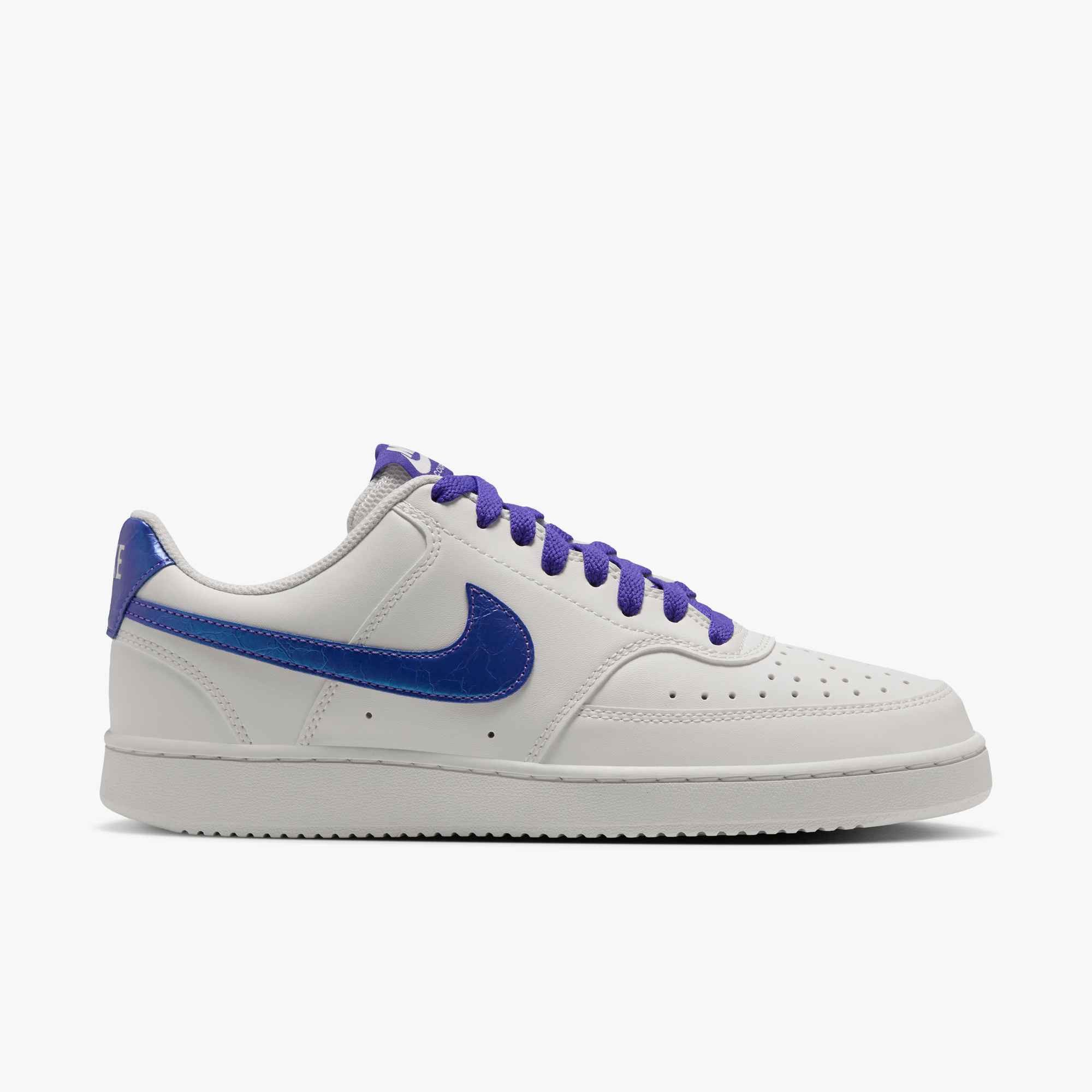 Nike Sportswear Court Vision Low SE Sneaker Design auf den Spuren des Air Force 1 – Bild 5 von 5