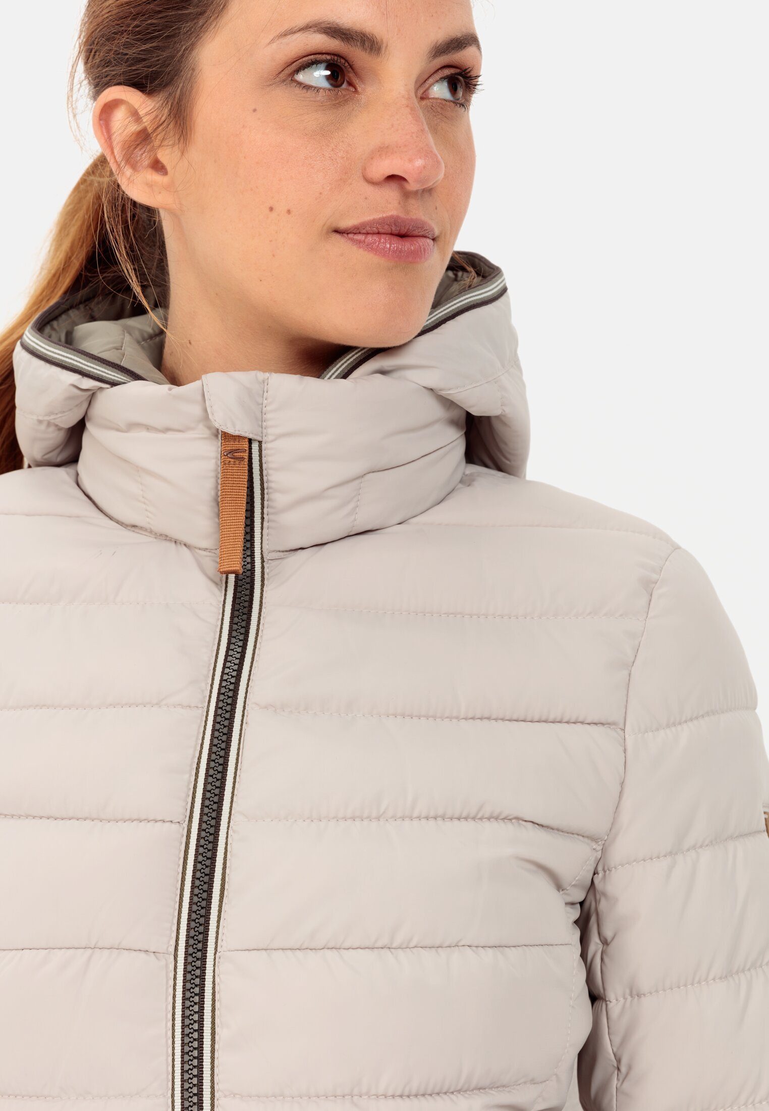 camel active Steppjacke mit abnehmbarer Mandel Kapuze