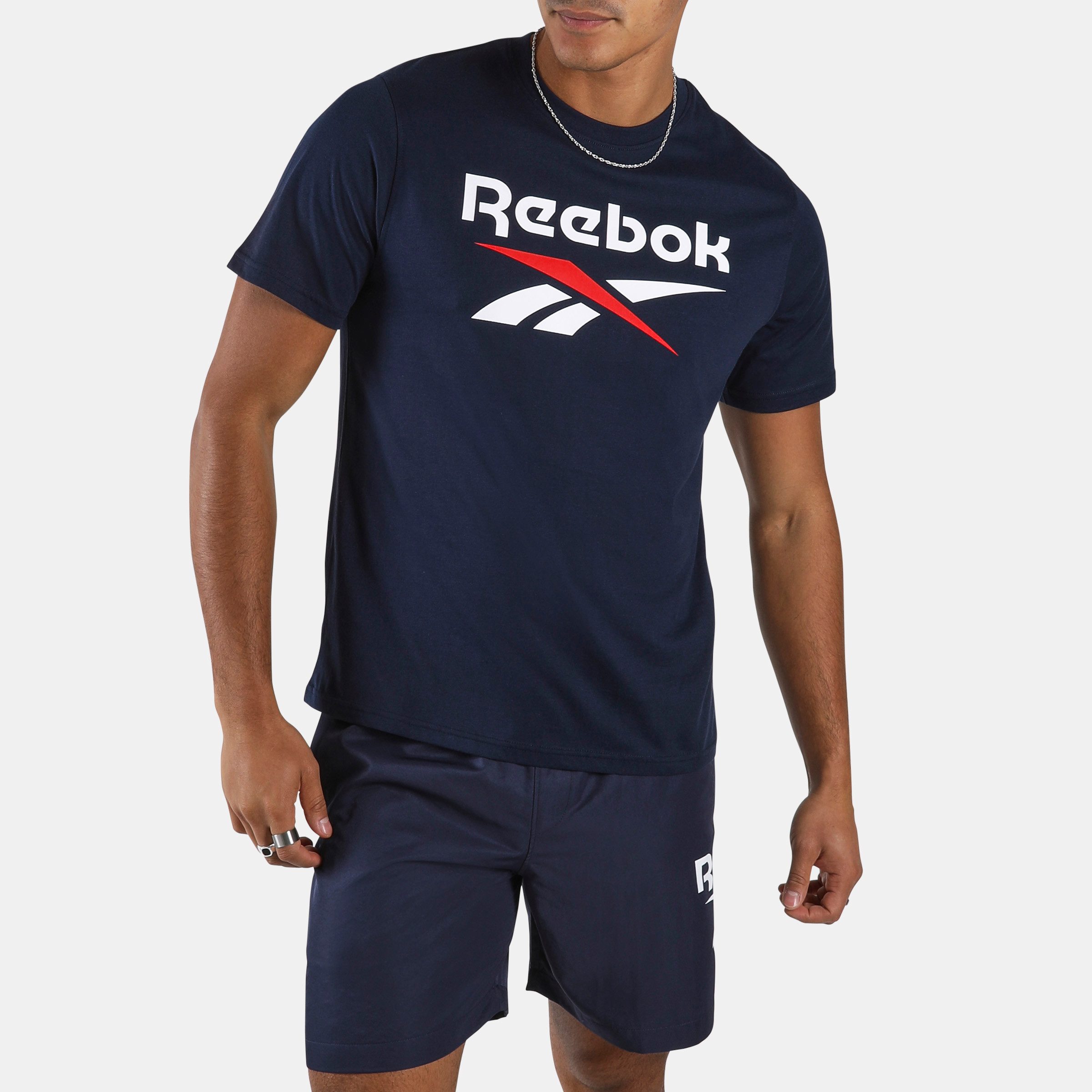Reebok T-Shirt BRUNO BIG LOGO CREW NECK SS TEE mit kurzen Ärmeln, aus Baumwolle in Jersey-Qualität
