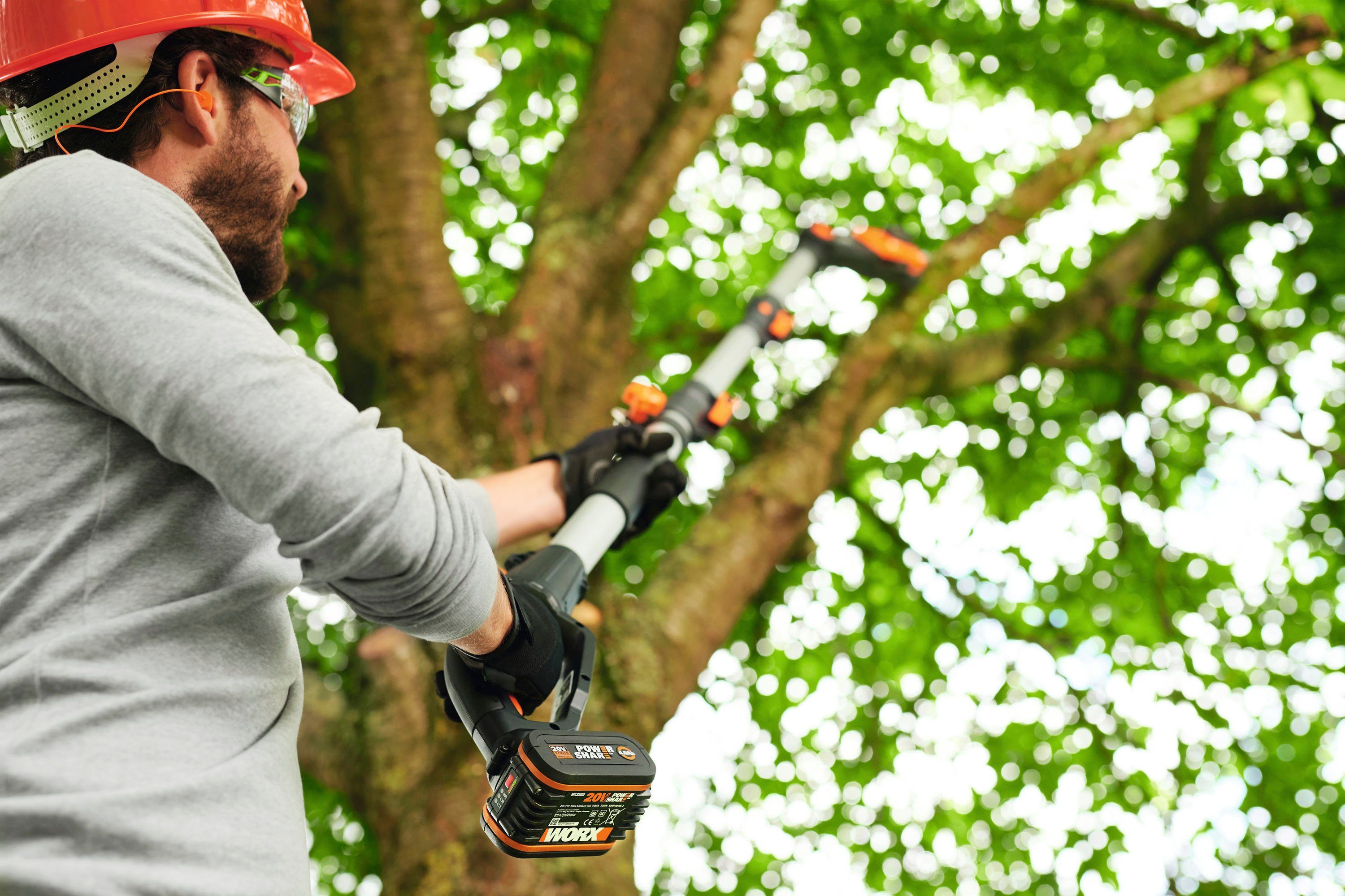 Worx Akku-Hochentaster 20V Akku Hochentaster, 20cm, Teleskopgriff max. 3,6m, (Set, Gartenscheren-Maschinen), inklusive 20V/2Ah Akku und Ladegerät
