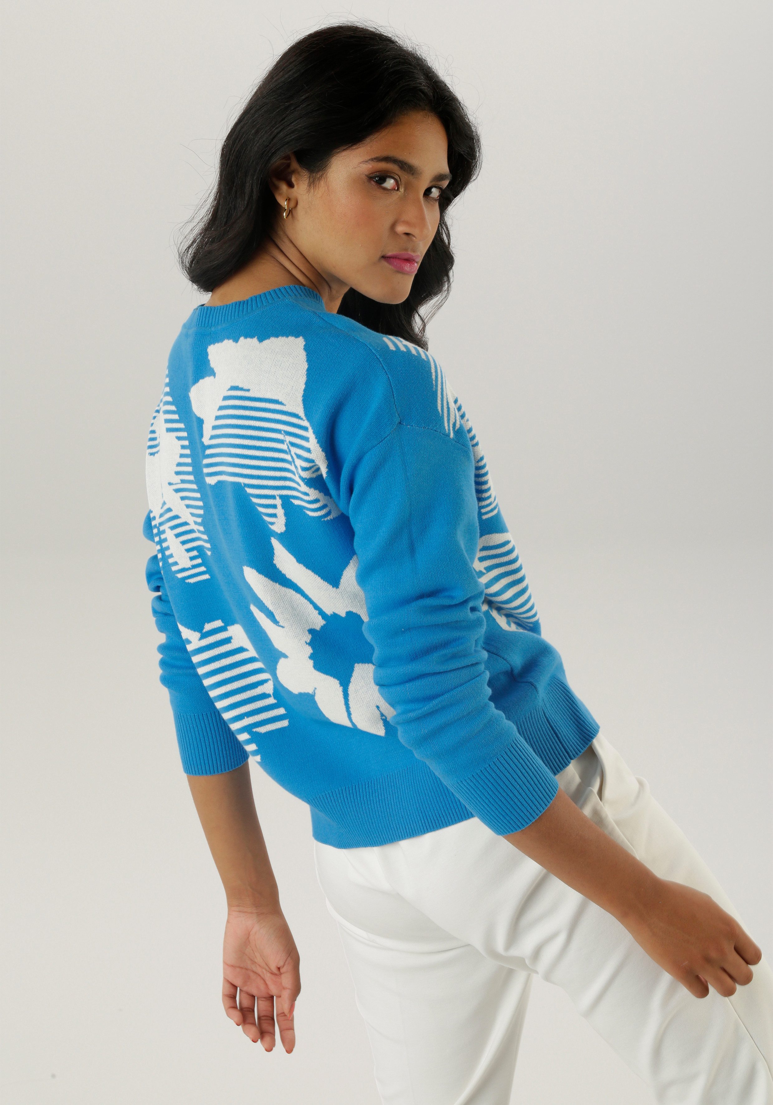 Aniston SELECTED Strickpullover mit trendiger und großflächiger Jacquardmus günstig online kaufen