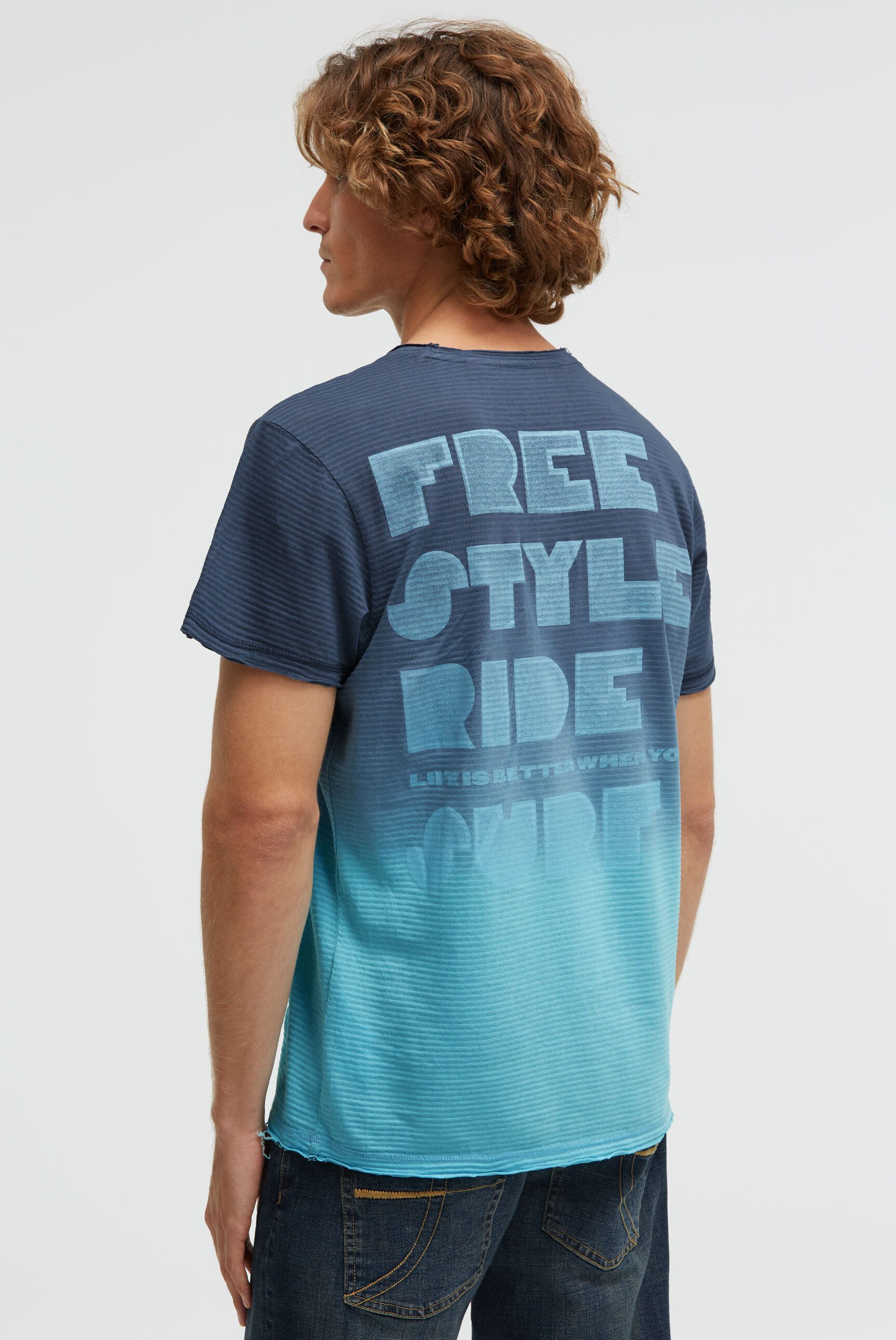 CAMP DAVID Rundhalsshirt mit offenen Kanten