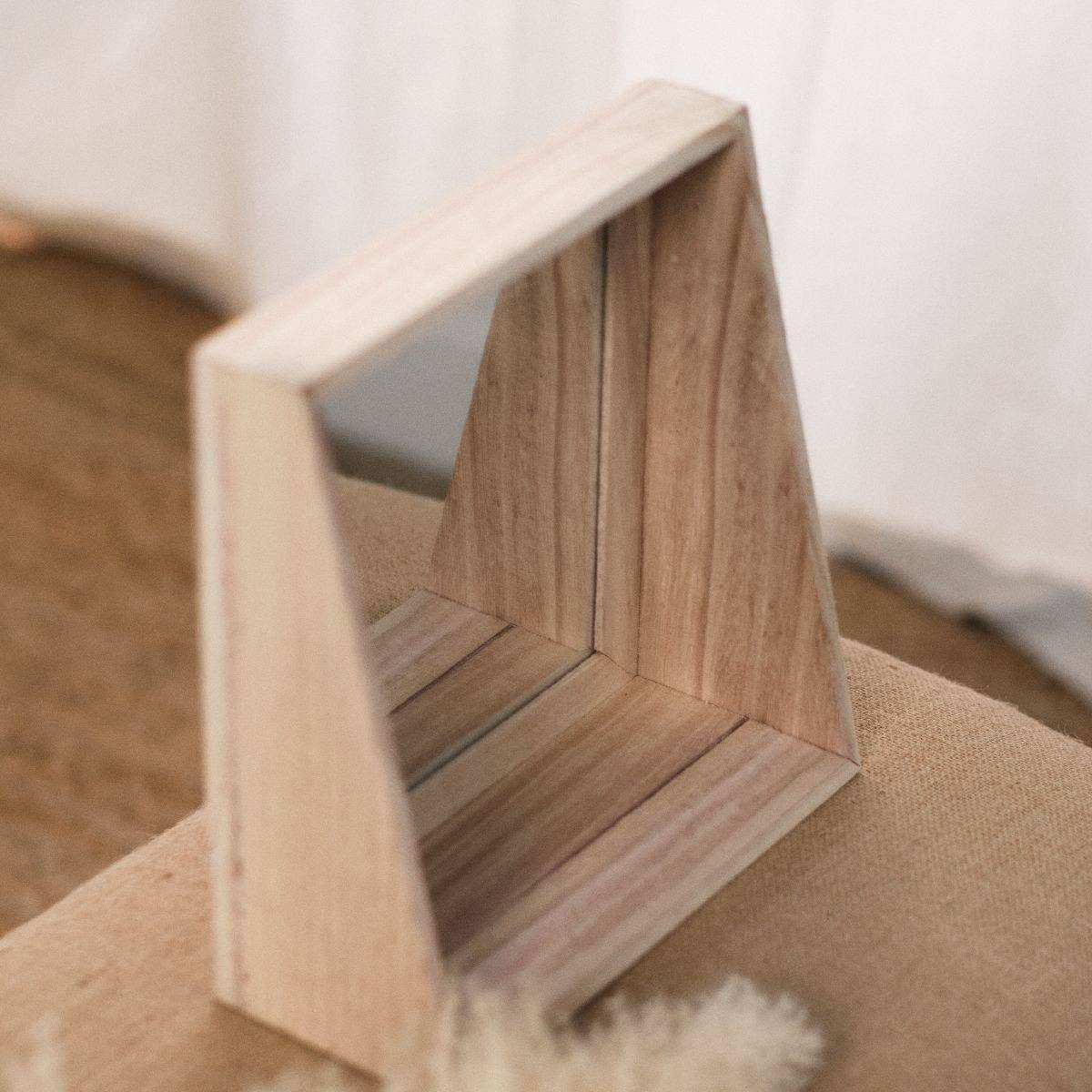 Today Dekospiegel Kosmetikspiegel im Holzrahmen, 32 x 26 cm