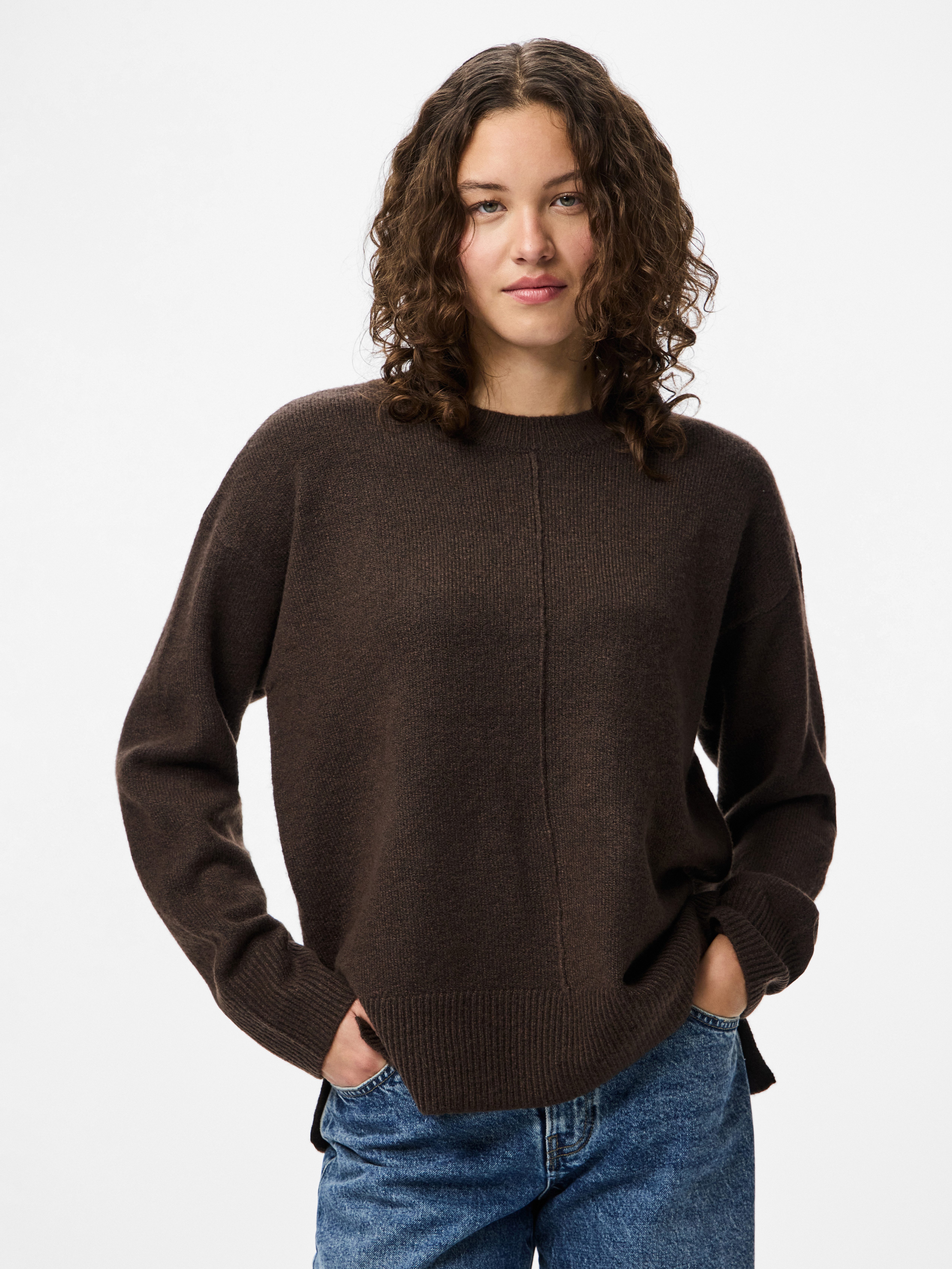 pieces Strickpullover PCMALOU LS O-NECK CUTLINE günstig online kaufen