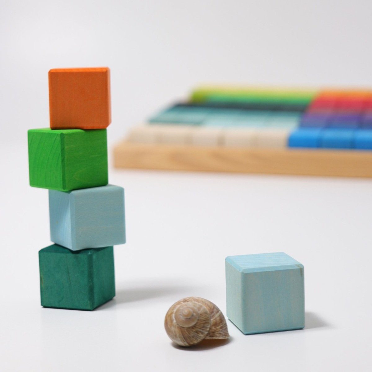 GRIMM´S Spiel und Holz Design Großes Mosaik Holzbausteine-Set mit 100 farbigen Bauklötzen Spielbausteine
