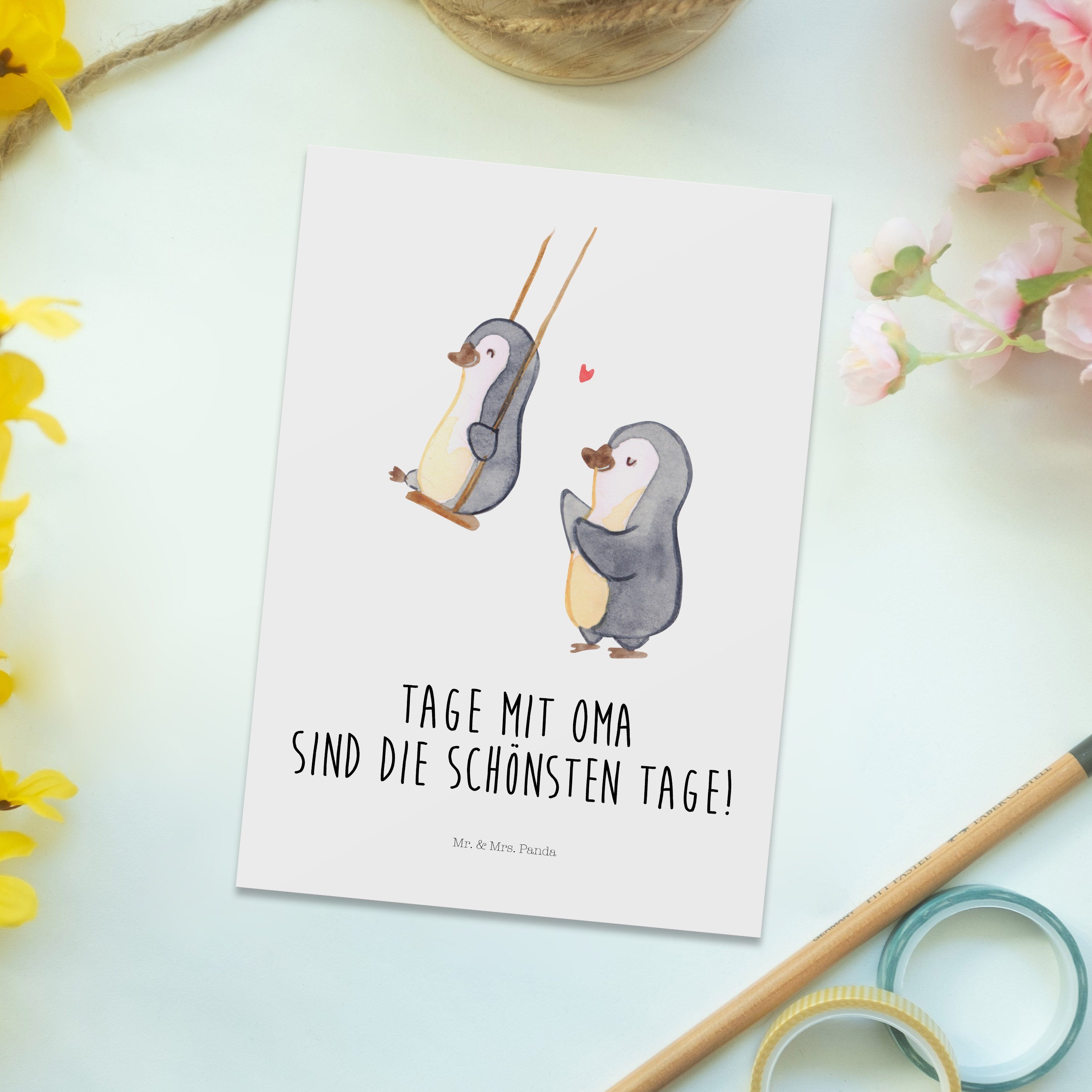 Geschenk, beste - Oma, Postkarte Weiß Einladungsk & Mrs. Panda Pinguin - Papa, schaukeln Oma Mr.