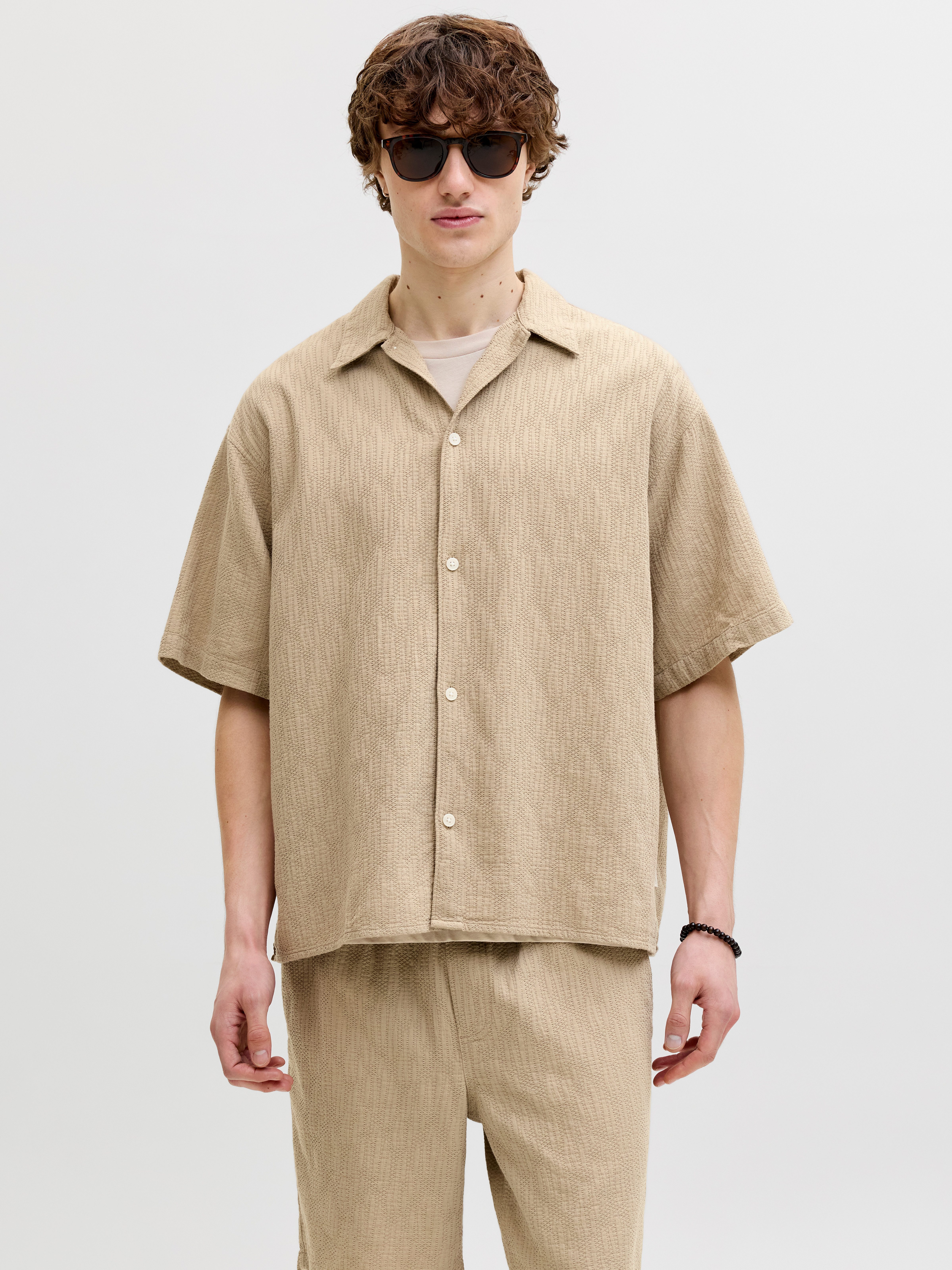 Jack & Jones Kurzarmhemd JORMONTAUK WAVY TEXTURE SHIRT SS SN Baumwolle, relaxed fit