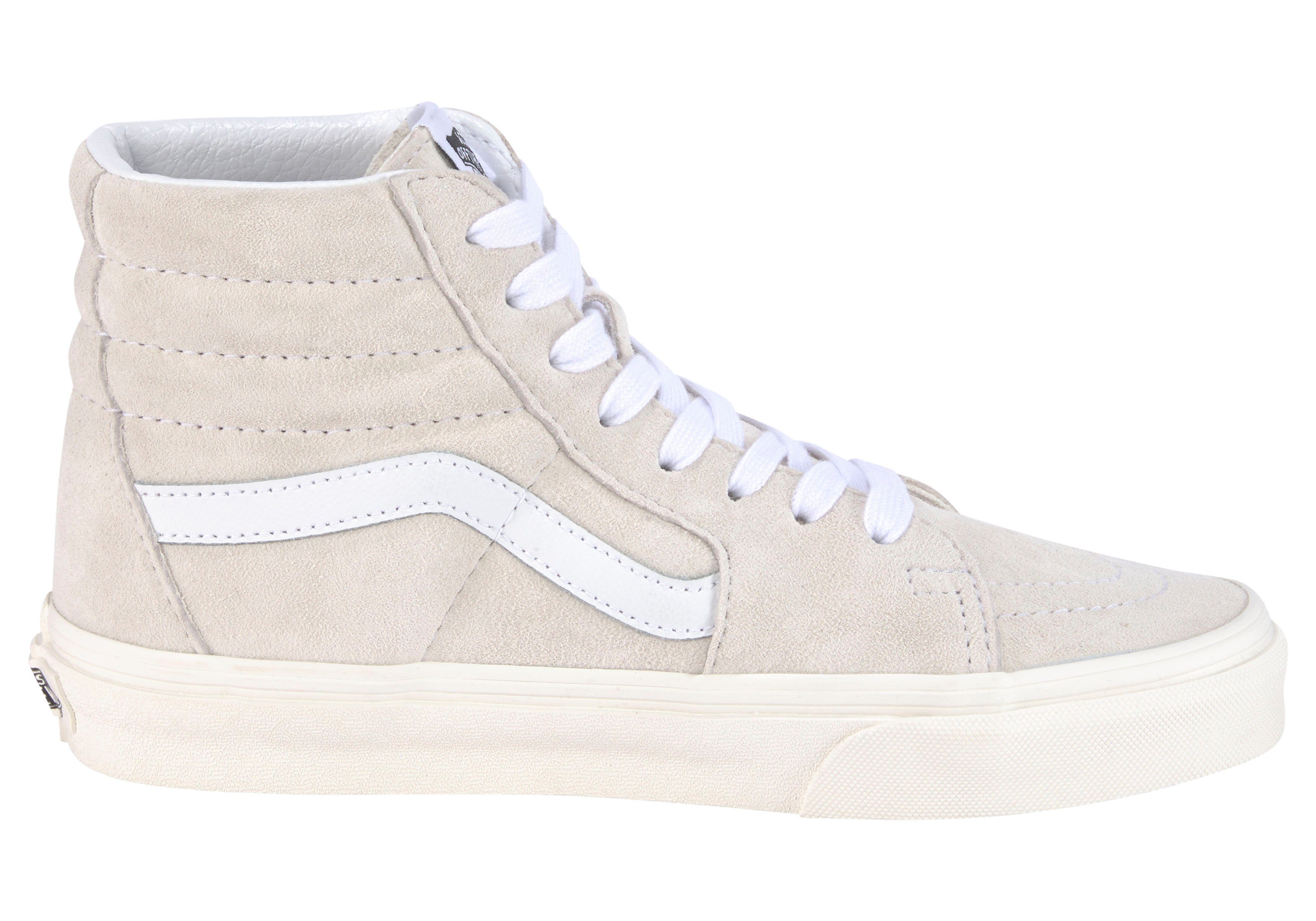 Sneaker der dezentem SK8-Hi Vans mit Logo an Ferse