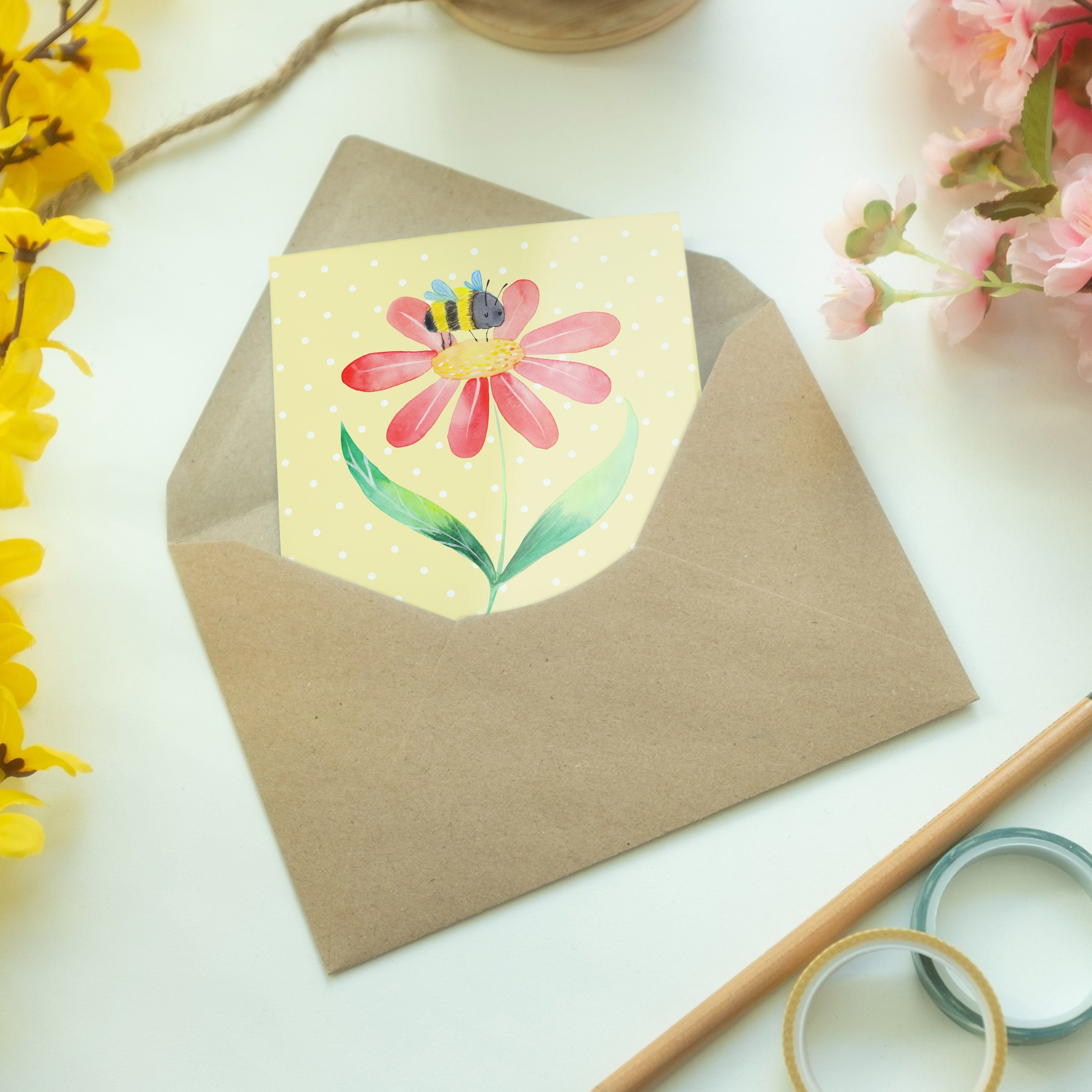 Mr. & Mrs. Panda Pastell Grußkarte Tiermotive Blume - Gelb Gute Laune, Hummel - Geschenk, Natur