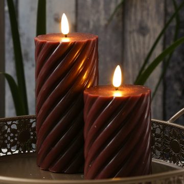 MARELIDA LED-Kerze TWIST Echtwachs gedrehte Stumpenkerze flackernd H: 17,5cm Timer rot (1-tlg)