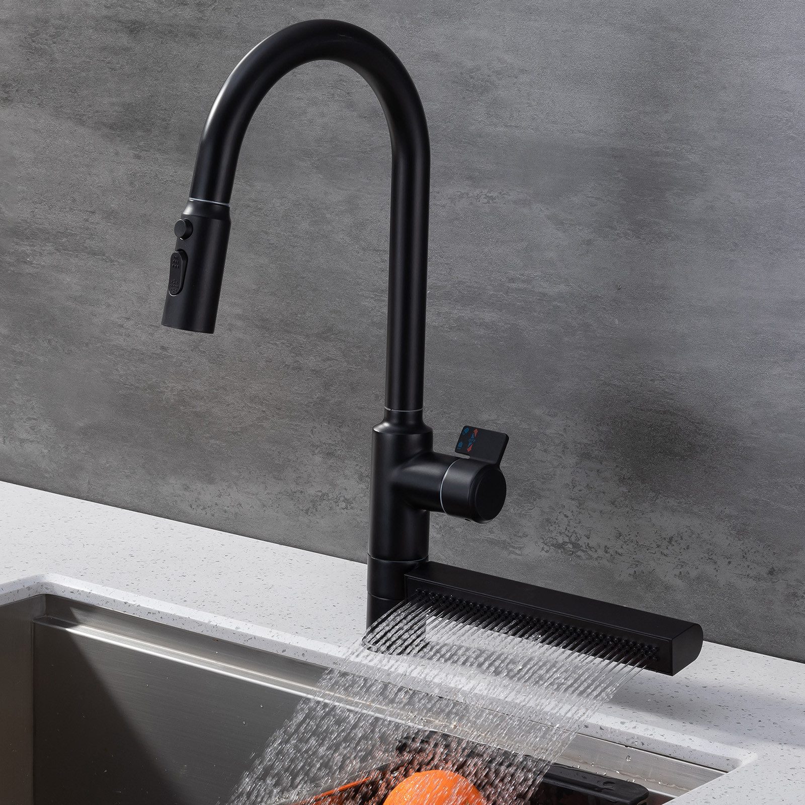 HOMELIVE Küchenarmatur Hochdruck,Küchen Wasserhahn,mit 4 Modi,360° Schwenkbar (Set) mischbatterie ausziehbar Küchen-Einhandhahn,Messing,Schwarz