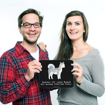 Mr. & Mrs. Panda Mauspad Siberian Husky Moment - Schwarz - Geschenk, Schenken, Computer zubehö (1-St), Ergonomisch geformt