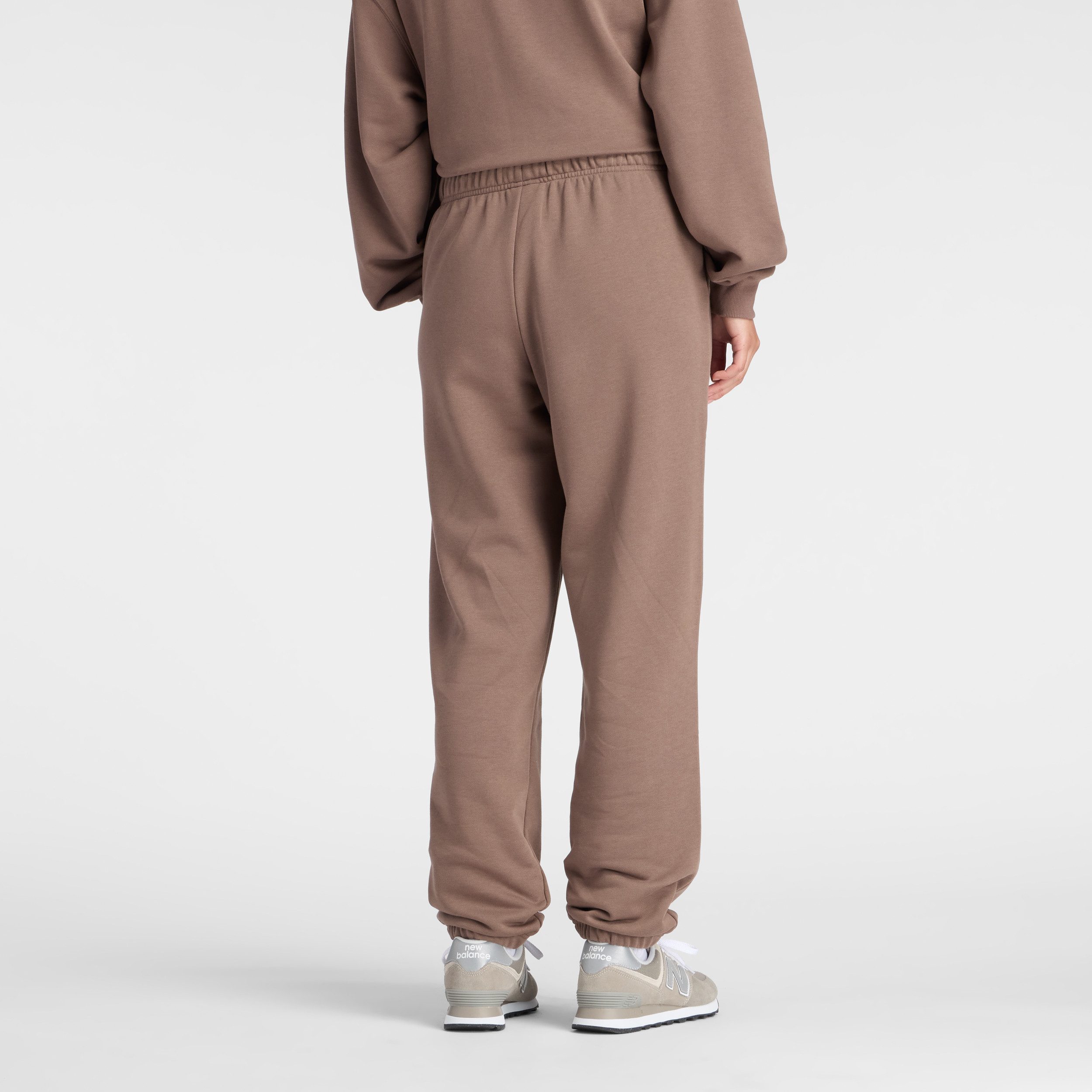 New Balance Jogginghose SPORT ESSENTIALS FRENCH TERRY JOGGER lockere Passform