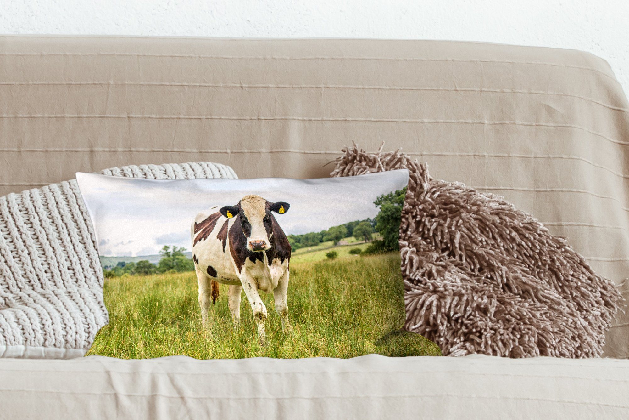 Wohzimmer Dekokissen - - Zierkissen, Füllung, Landschaft, Kuh Schlafzimmer MuchoWow Dekokissen mit Gras Dekoration,