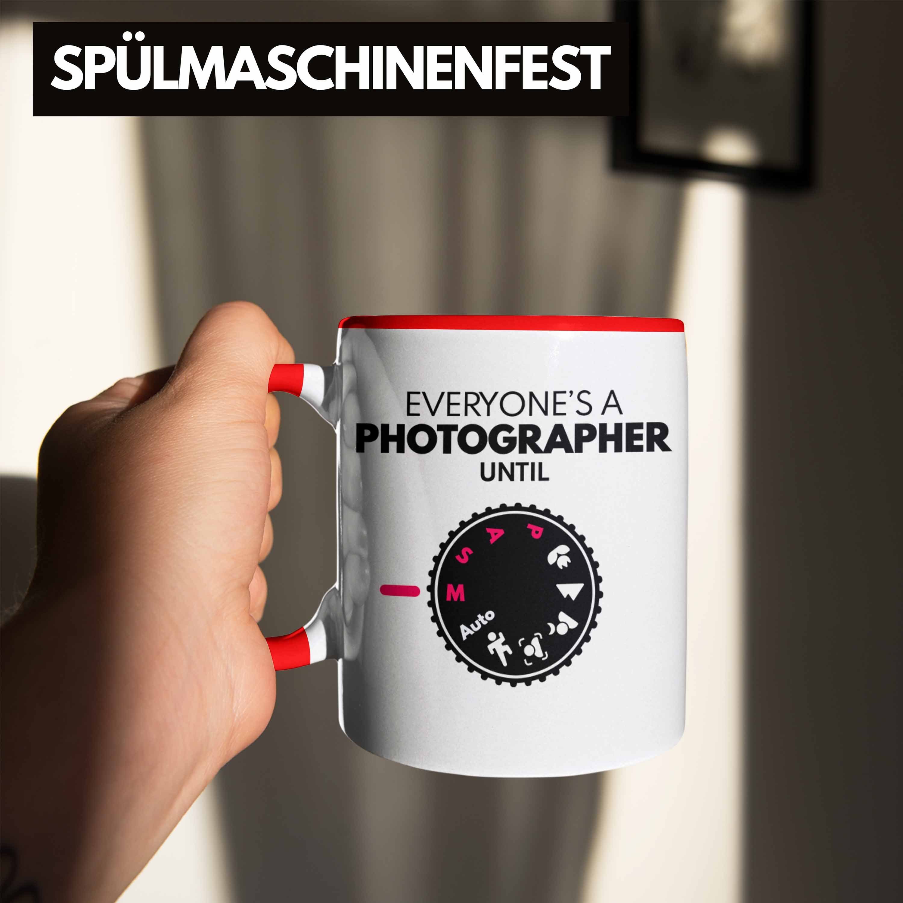 Trendation Tasse Trendation Insider Geschenkideen Lustig Fotograf Kaffeetasse Fotografie Fotografieren Tasse Zubehör - Grafik Rot Geschenk