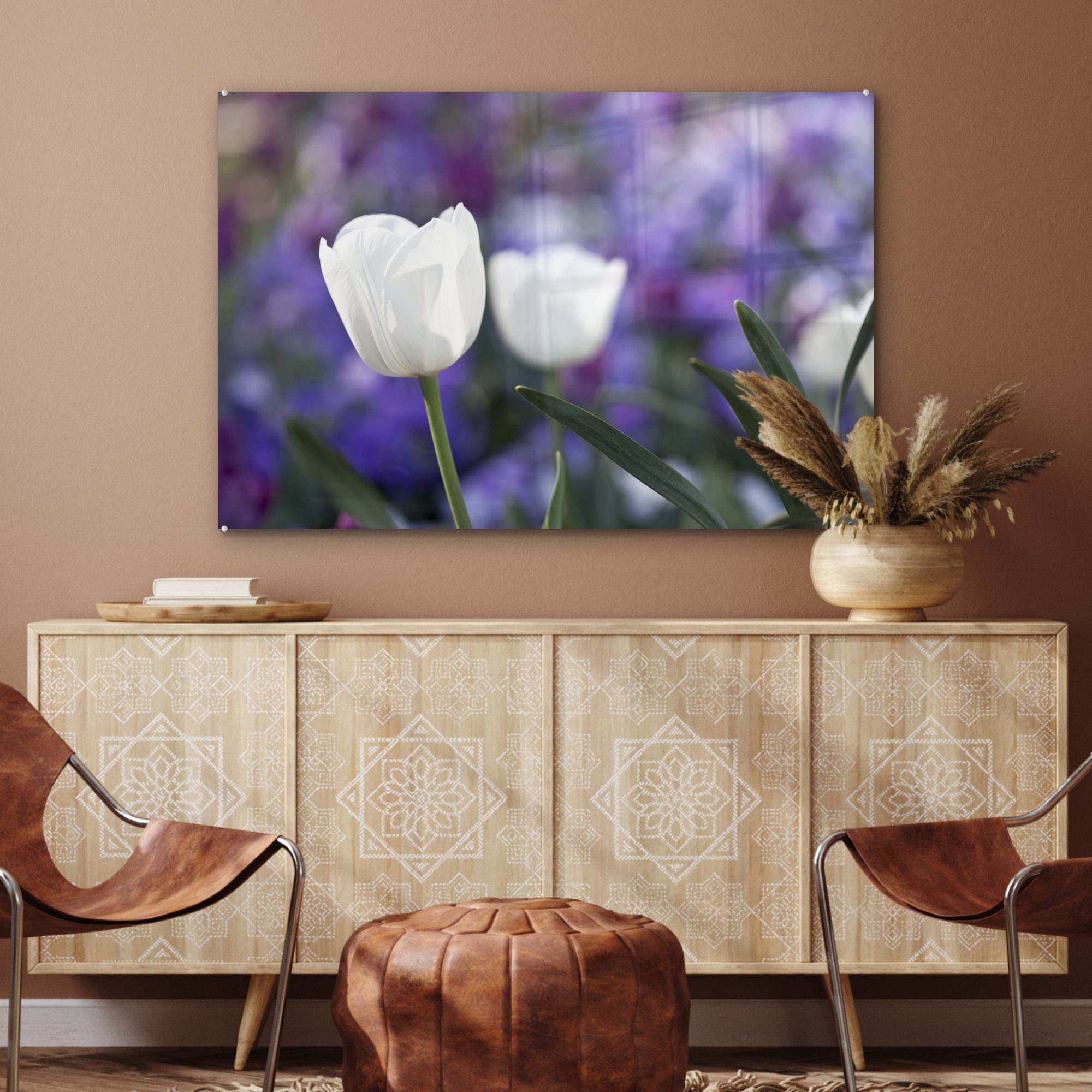 weißen MuchoWow (1 Nahaufnahme Wohnzimmer & weißen Schlafzimmer Acrylglasbild einer Acrylglasbilder St), Tulpe, Blätter der