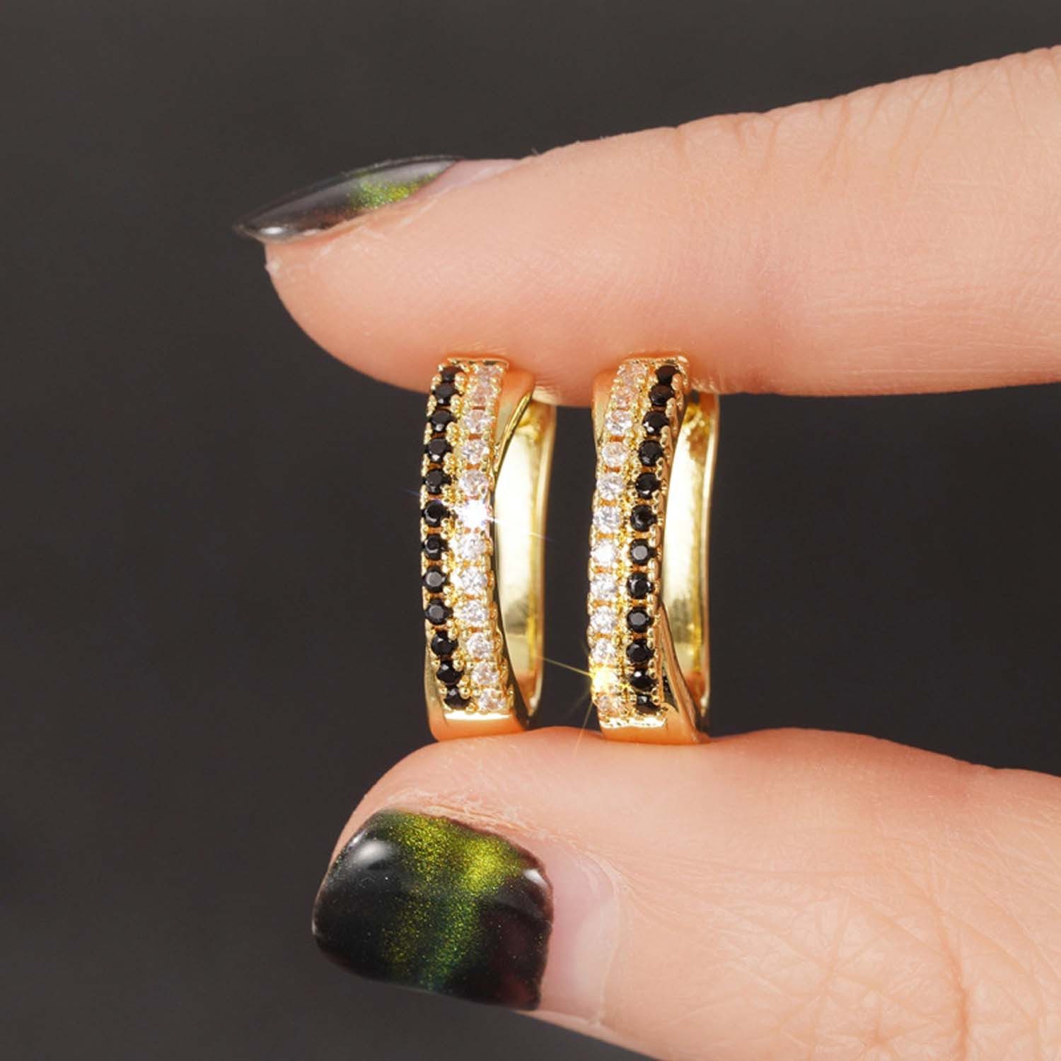 Innolea Ohrring-Set Creolen-Ohrringe mit Zirkonien – Vergoldete Kupfer-Ohrringe für Damen