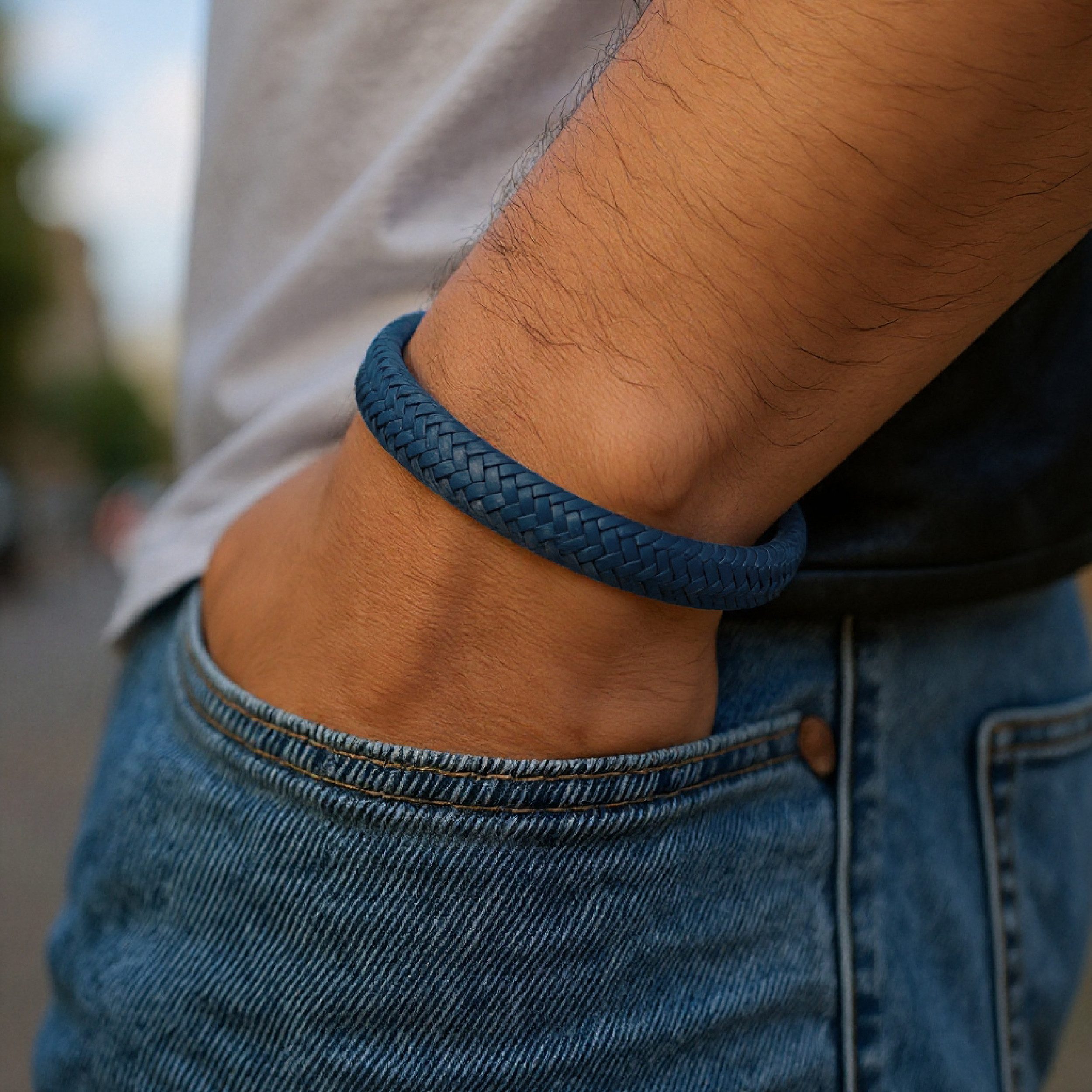 UNIQAL.de Lederarmband "MULTY COLOR" Geflochtenes Echtlederaccessoire mit Magnetverschluss (Edelstahl, Verlängerungsglied, Unisex, klassisches Design), Premium-Qualität – handgefertigt, kombinierbar, sportlich-elegant.