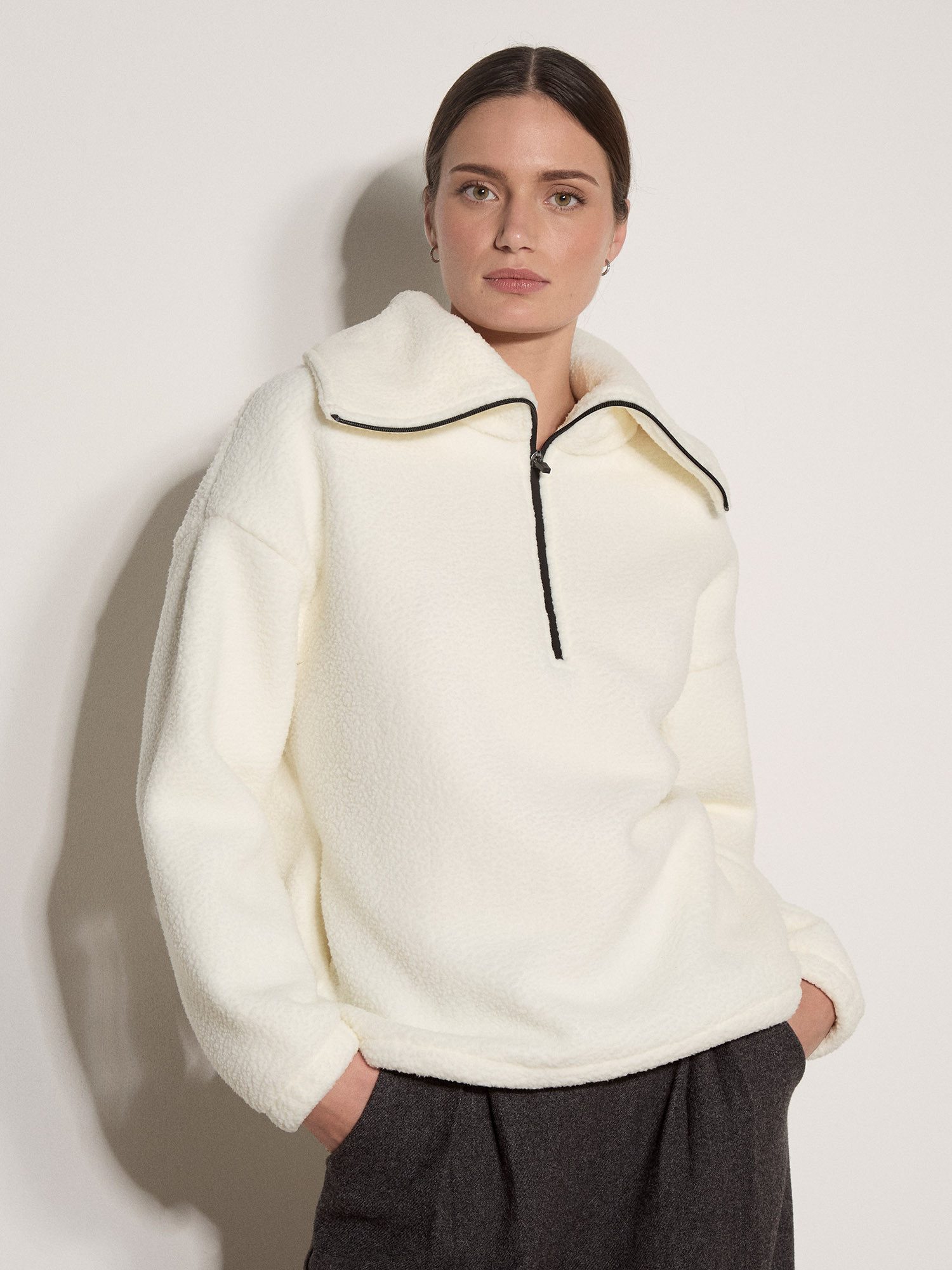Apricot Sweatshirt Teddy-Borg-Fleece-Pullover mit Trichterkragen