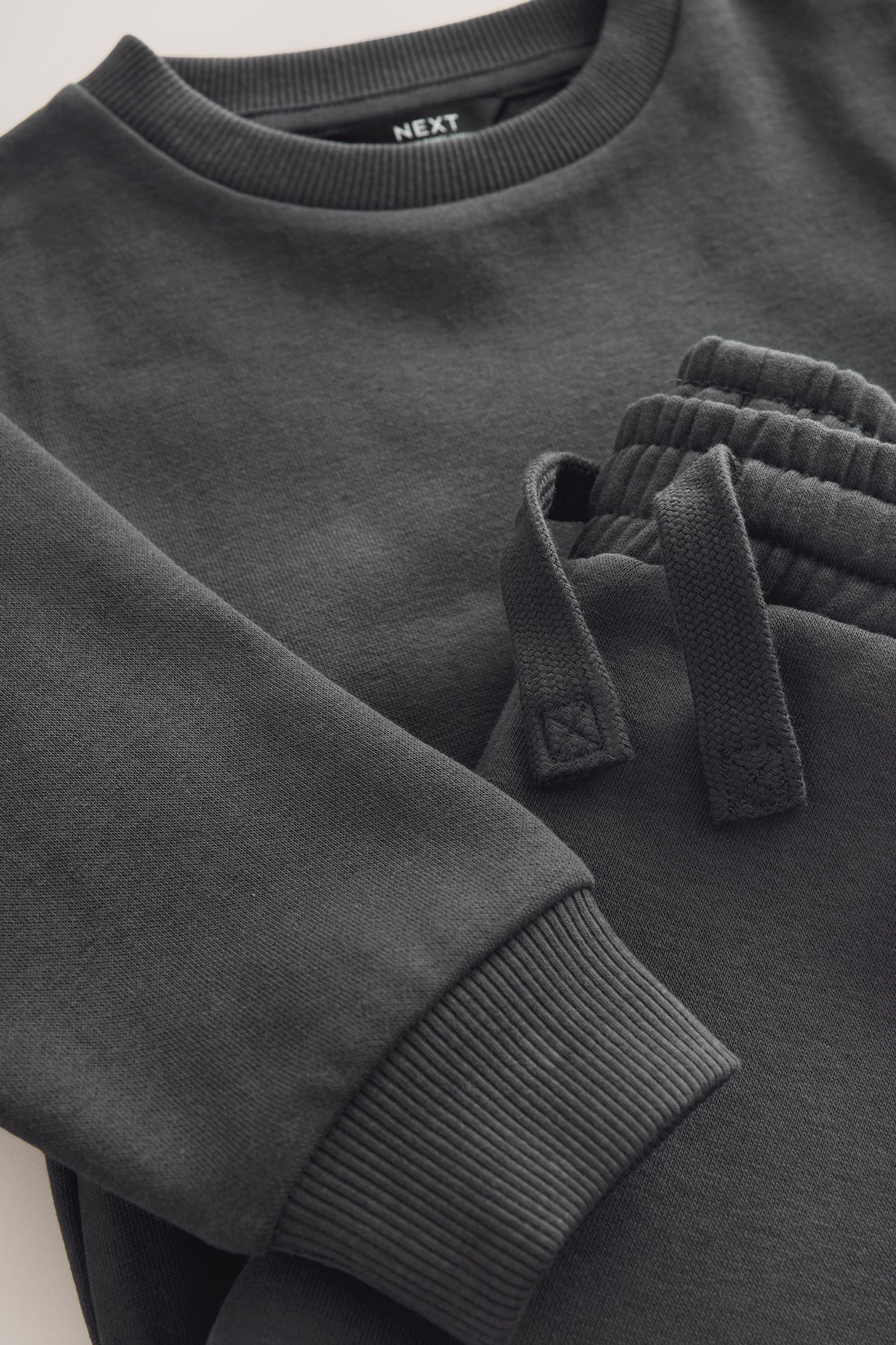 Next Sweatanzug Jogginghose und Sweatshirt im Set (2-tlg)
