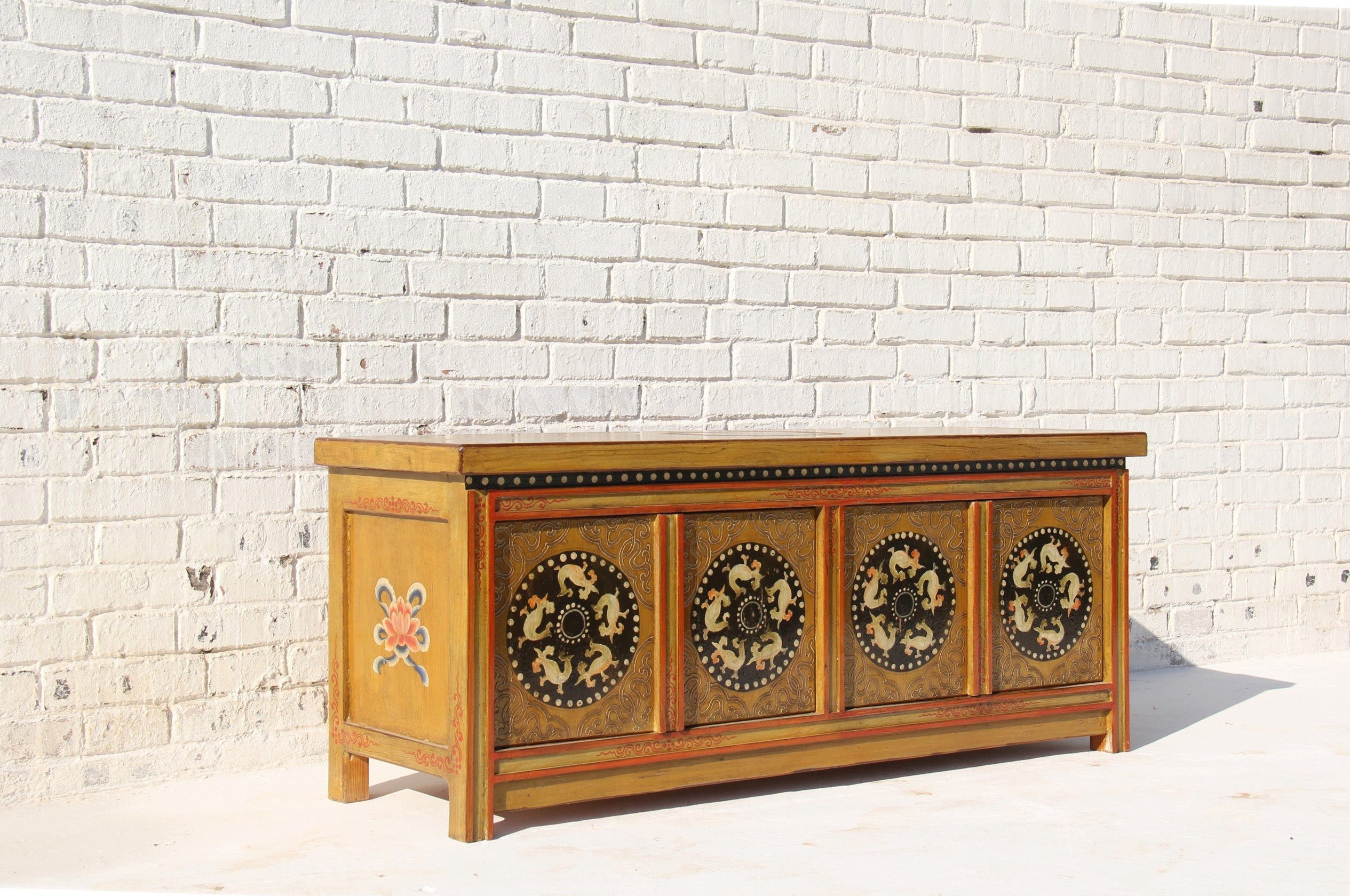 Luxury-Park-Direct Kommode China Lowboard mit aufwendiger Bemalung aus Vollholz handgefertigt