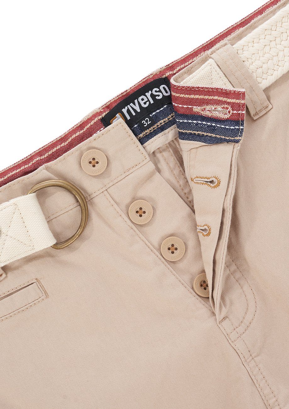 Shorts RIVHenry riverso Fit Chinoshorts Regular Bermudashorts Beige mit Gürtel Sahara Sand Herren