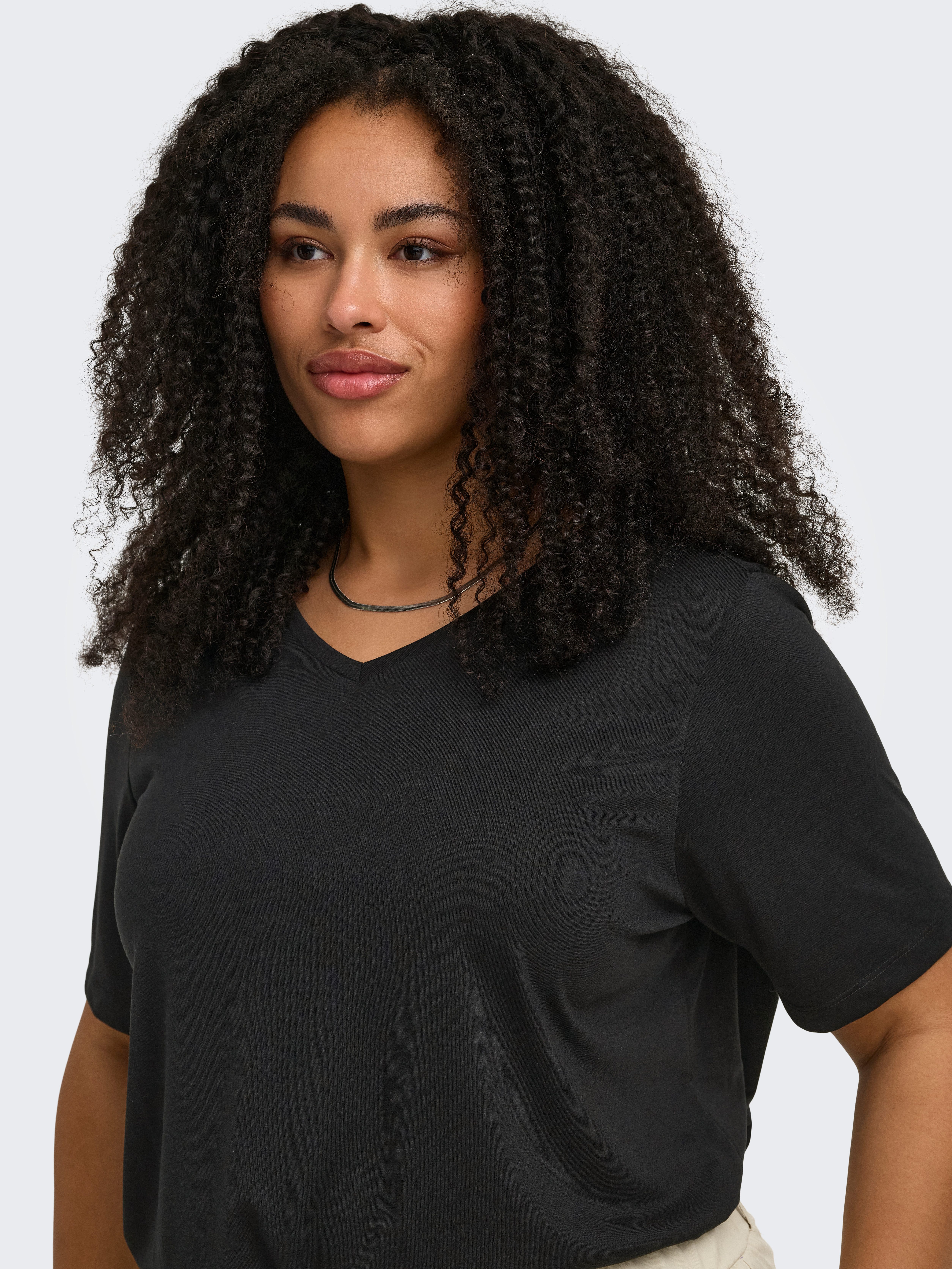 ONLY CARMAKOMA V-Shirt CARCORAL S/S V-NECK TEE JRS – Bild 3 von 5