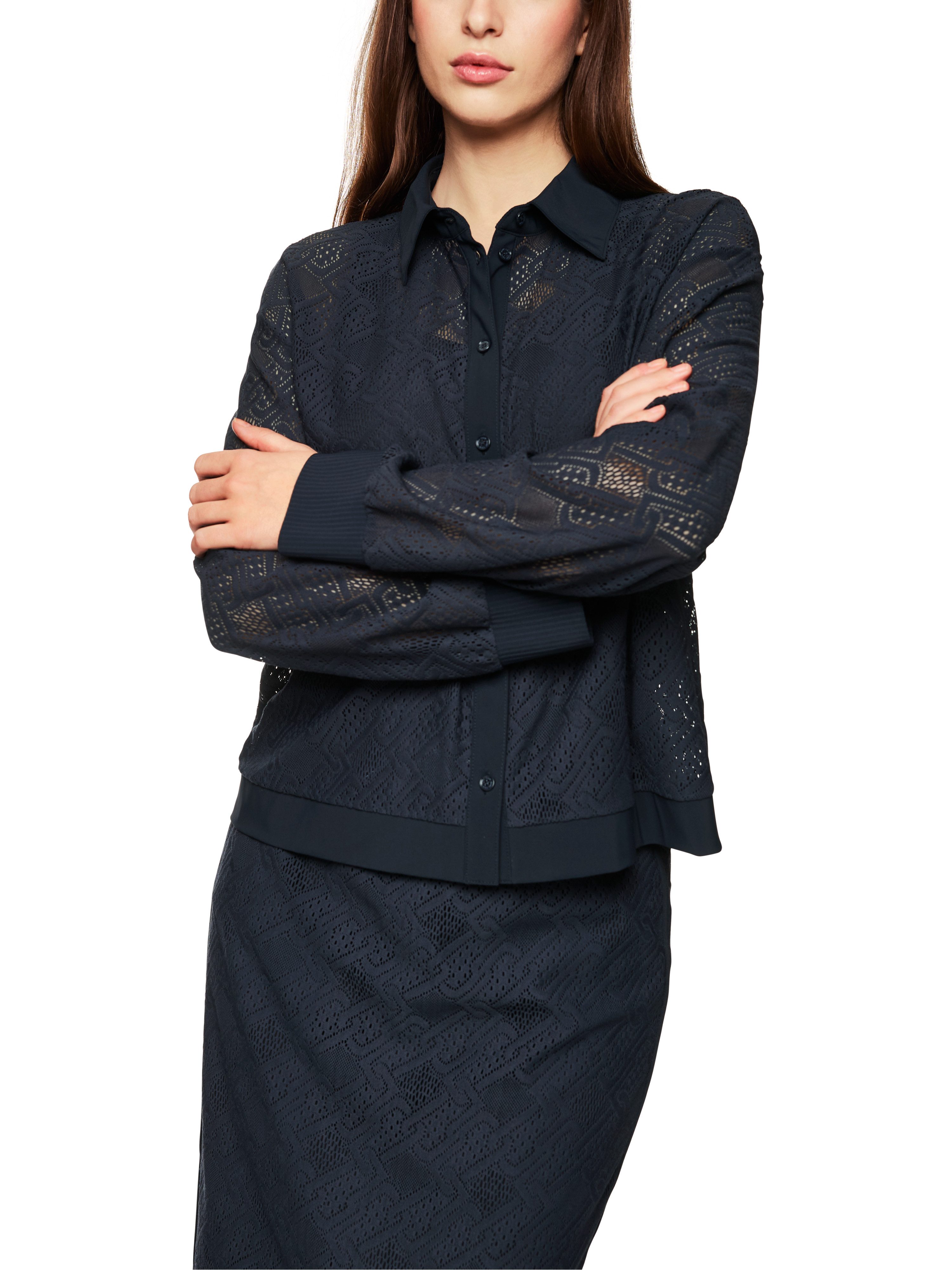 Marc Cain Langarmbluse Logomania Premium Damenmode mit Lochspitze, locker g günstig online kaufen