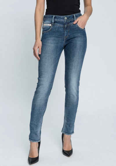 Herrlicher Slim-fit-Jeans »PEPPY SLIM RECYCLED DENIM« Normal Waist Recycled Polyester