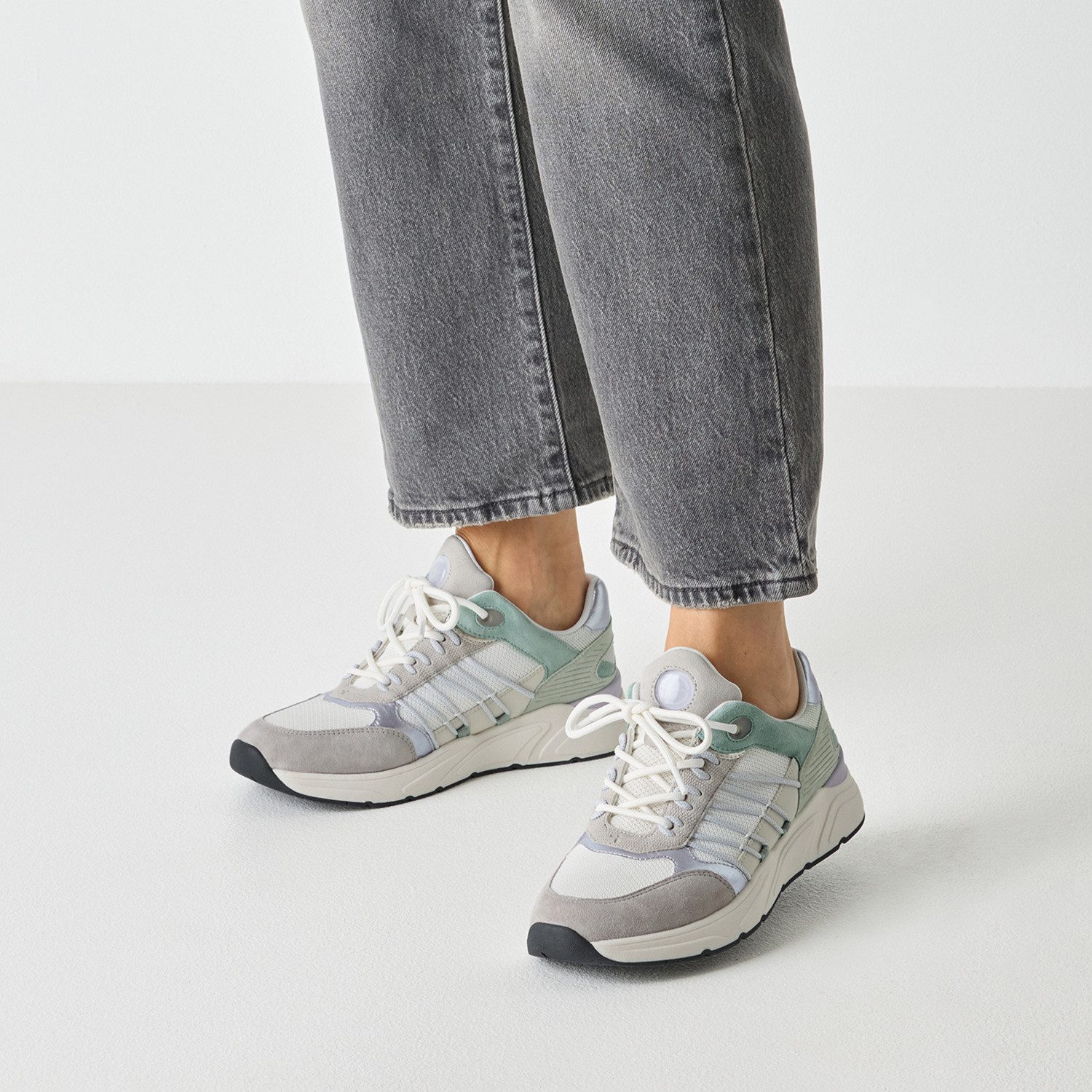 Tamaris Keilsneaker, Freizeitschuh, Halbschuh, Schnürschuh mit gepolstertem Schaftrand