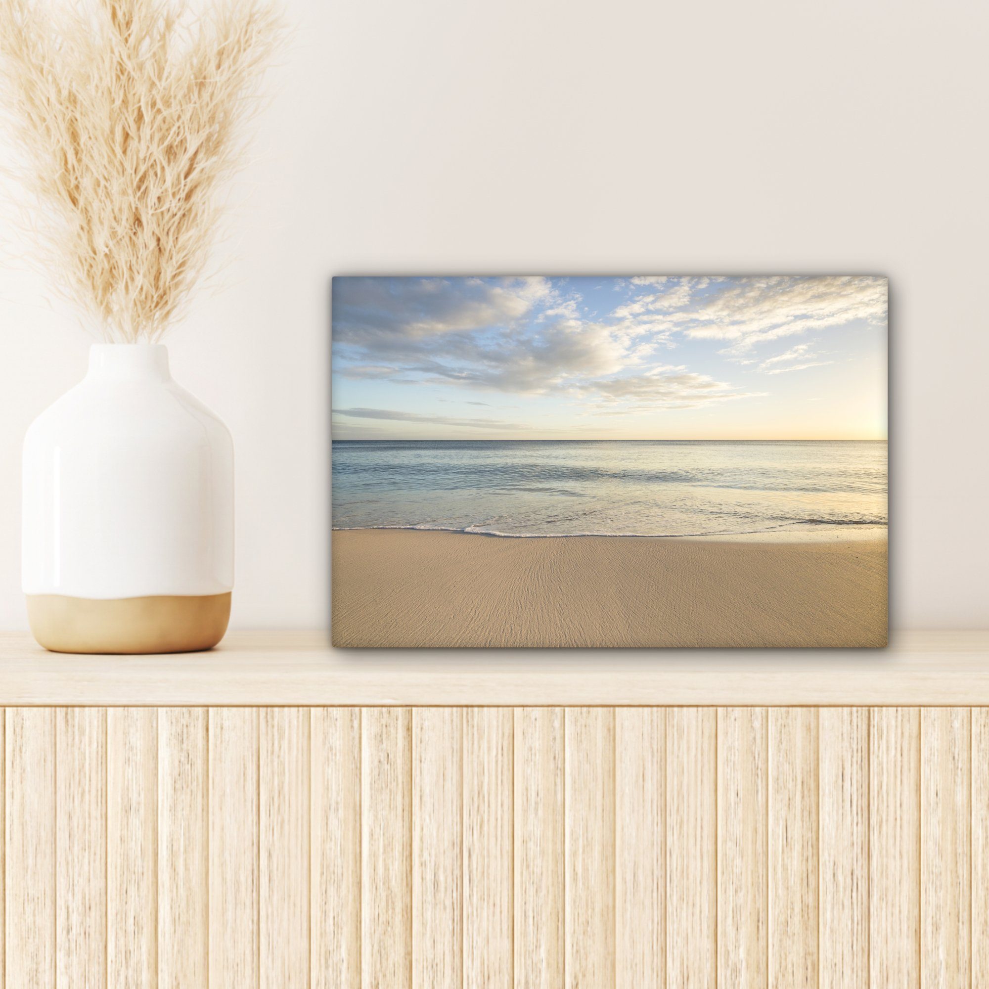 Aufhängefertig, Leinwandbild Wolken, - Strand (1 cm Wanddeko, Leinwandbilder, 30x20 Wasser - OneMillionCanvasses® St), Wandbild