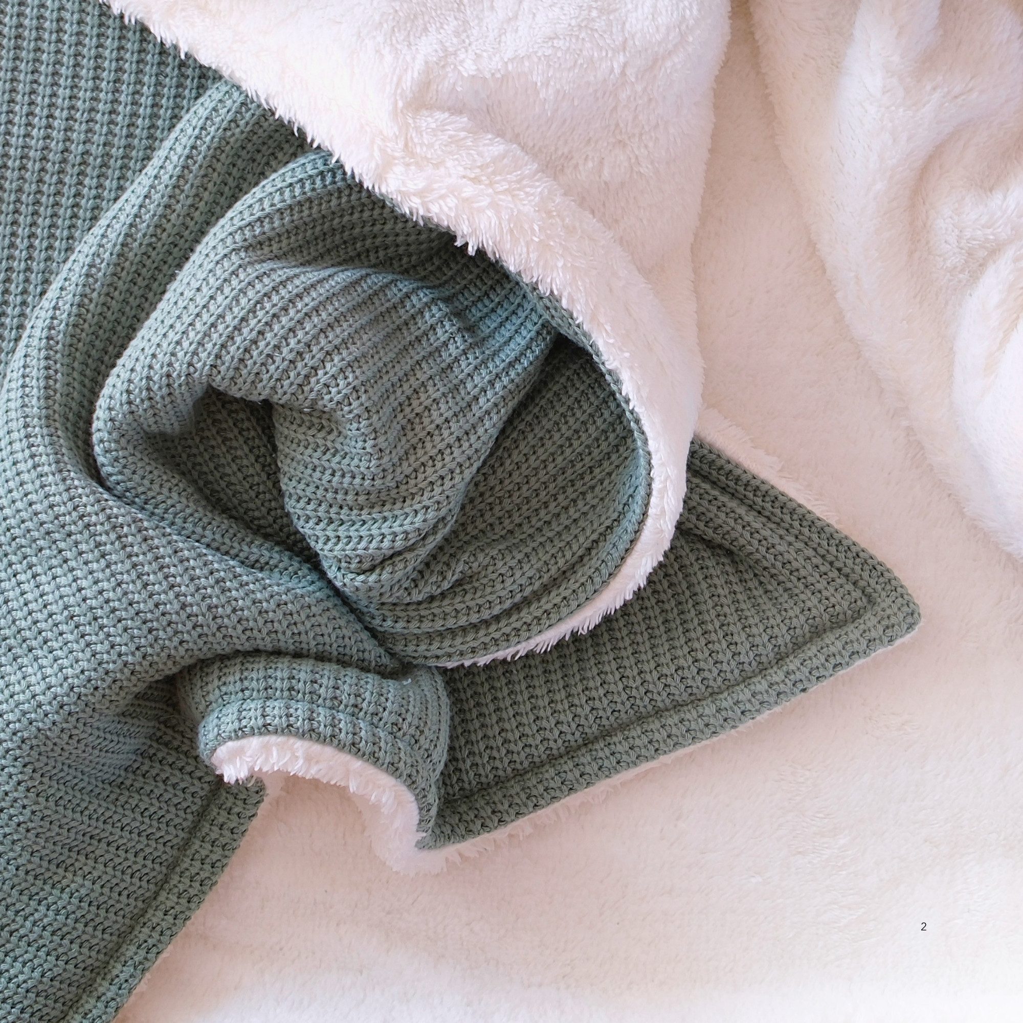 Wohndecke Premium Kuscheldecke mit Baumwollstrick, blanketino, extra voluminös – Bild 2 von 5