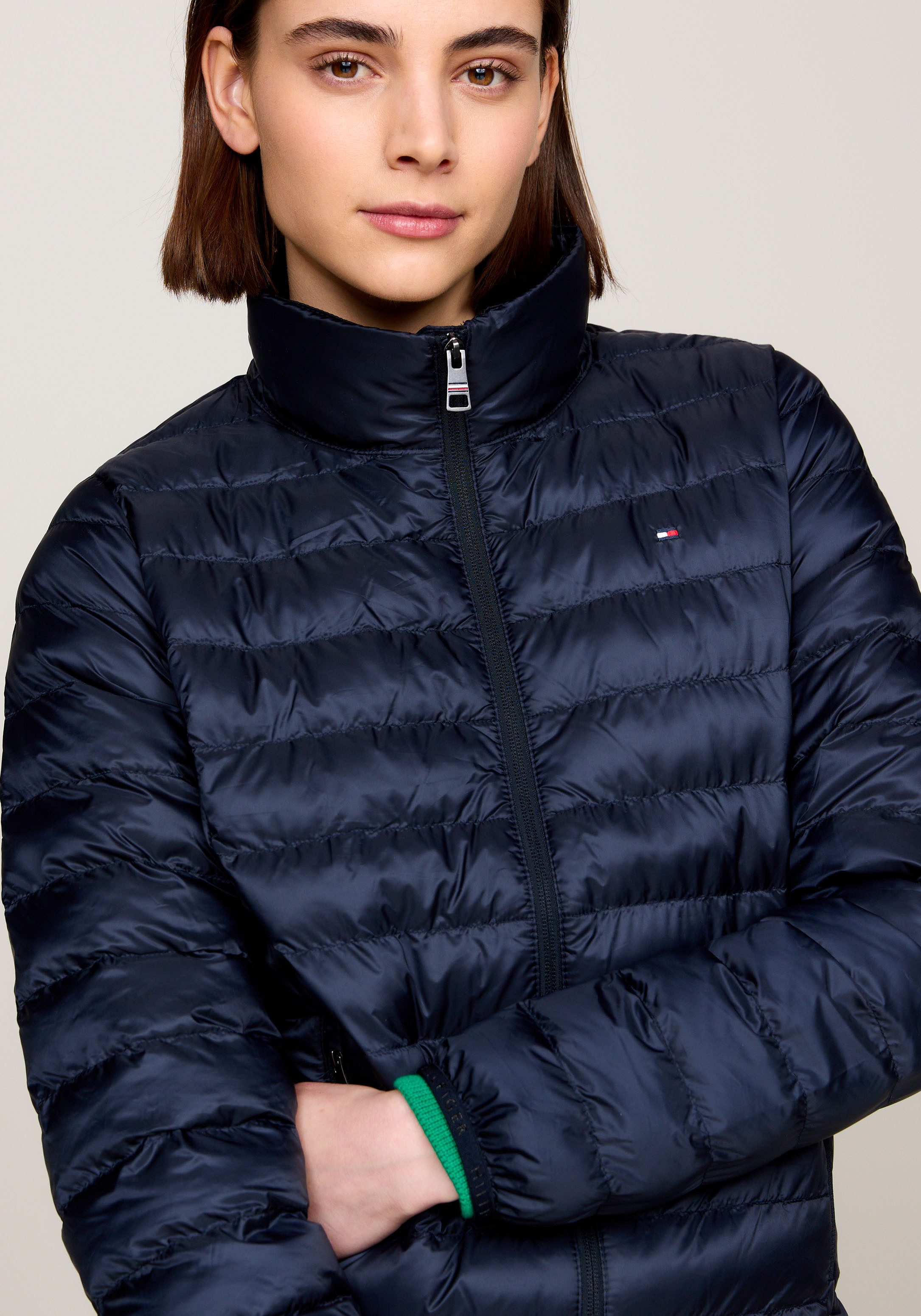 Tommy Hilfiger Steppjacke LW PADDED GLOBAL STRIPE JACKET (Global Serie TH WOMEN) sportive Kapuze mit Global Stripe